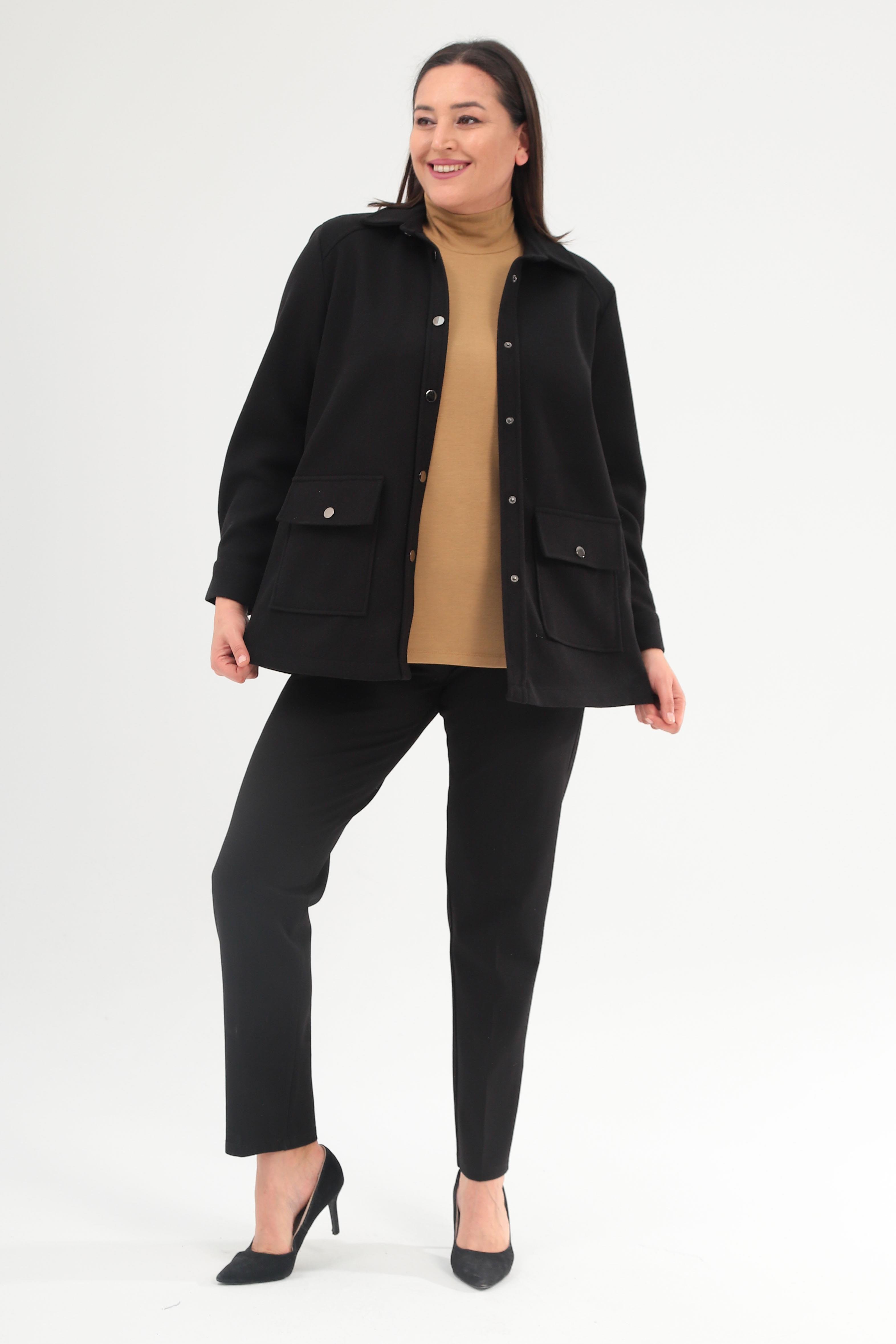 Trend42plus Büyük Beden Çıt Çıt Düğmeli Cep Detaylı Kaşe Siyah Ceket