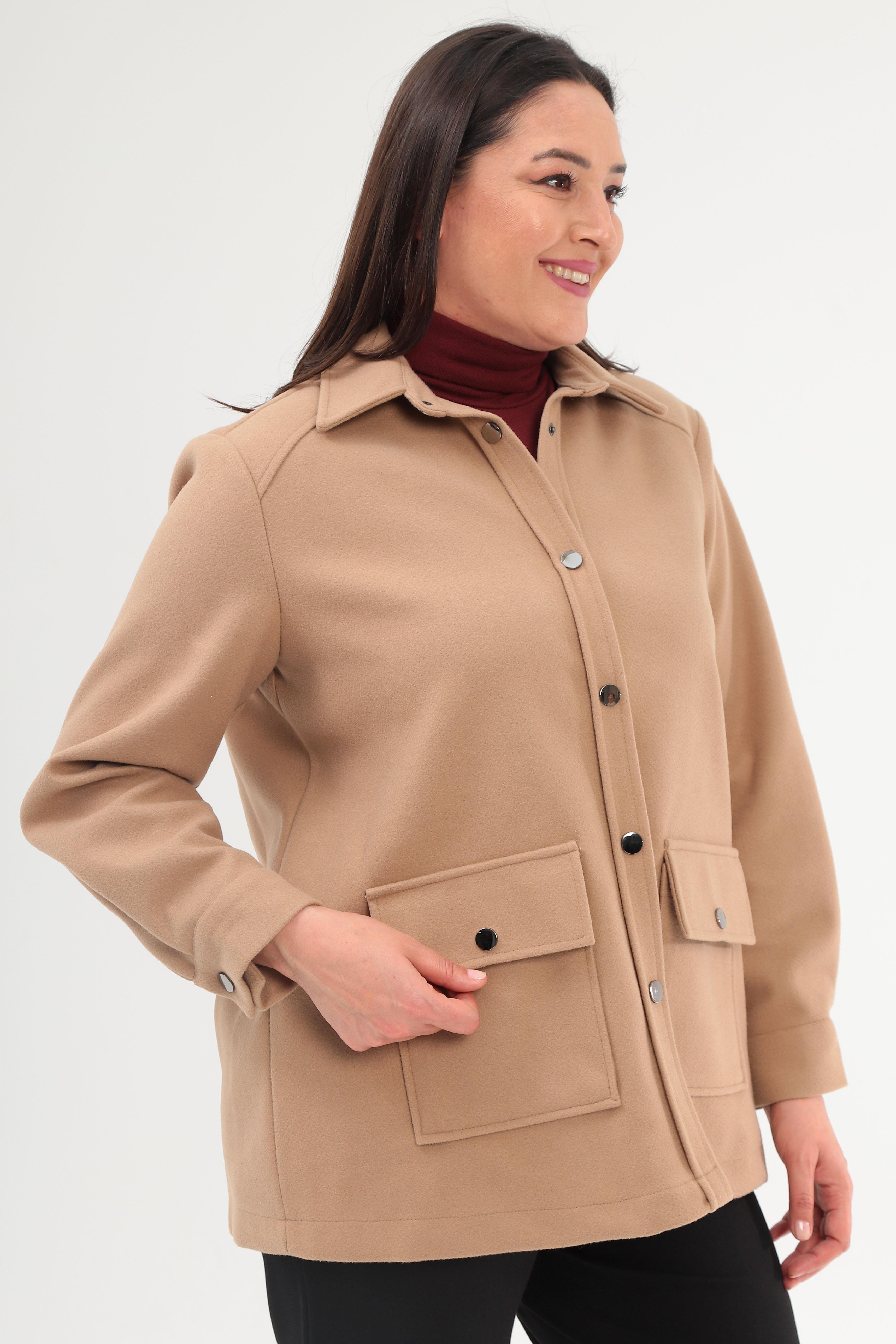 Trend42plus Büyük Beden Çıt Çıt Düğmeli Cep Detaylı Kaşe Bej Ceket