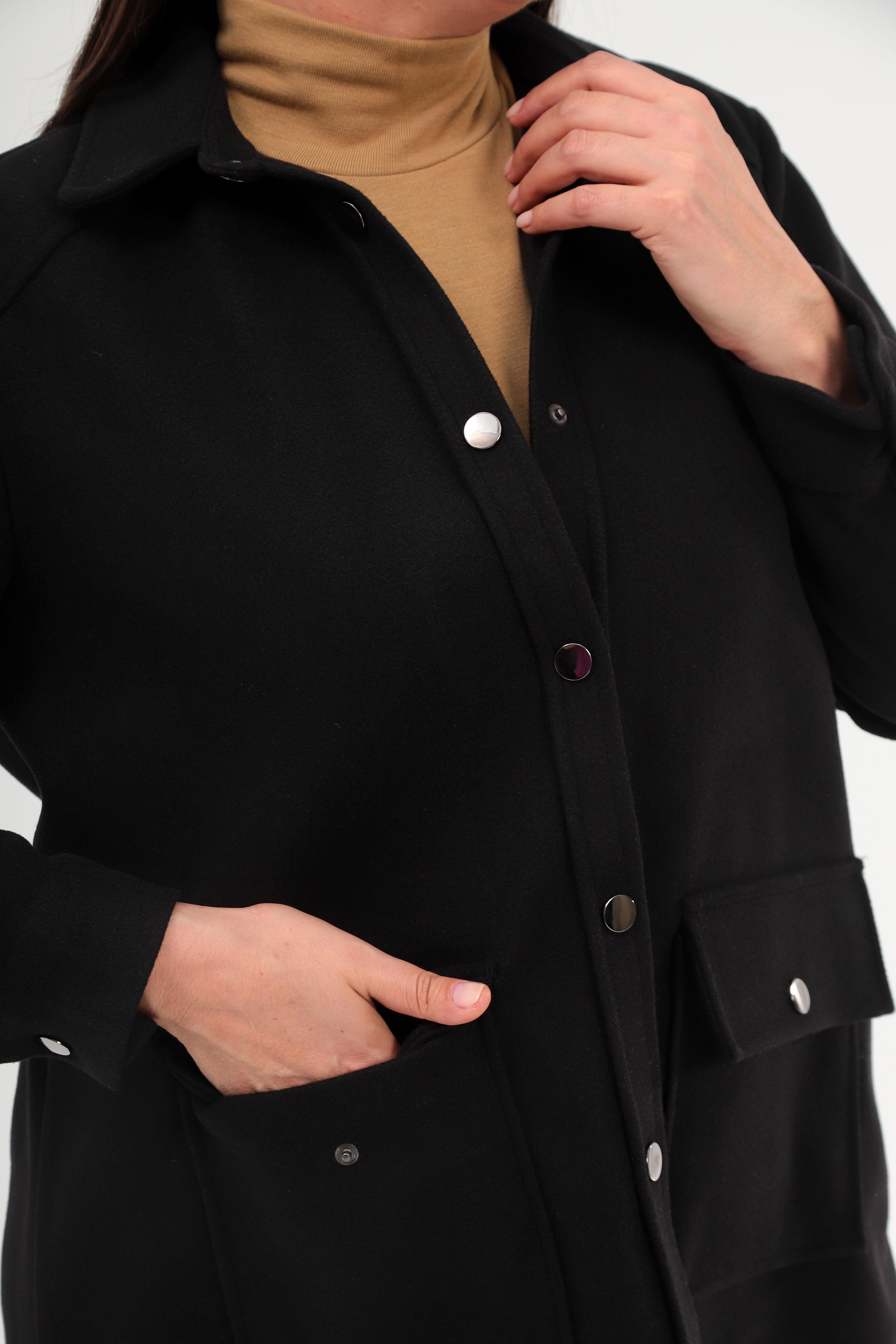 Trend42plus Büyük Beden Çıt Çıt Düğmeli Cep Detaylı Kaşe Siyah Ceket