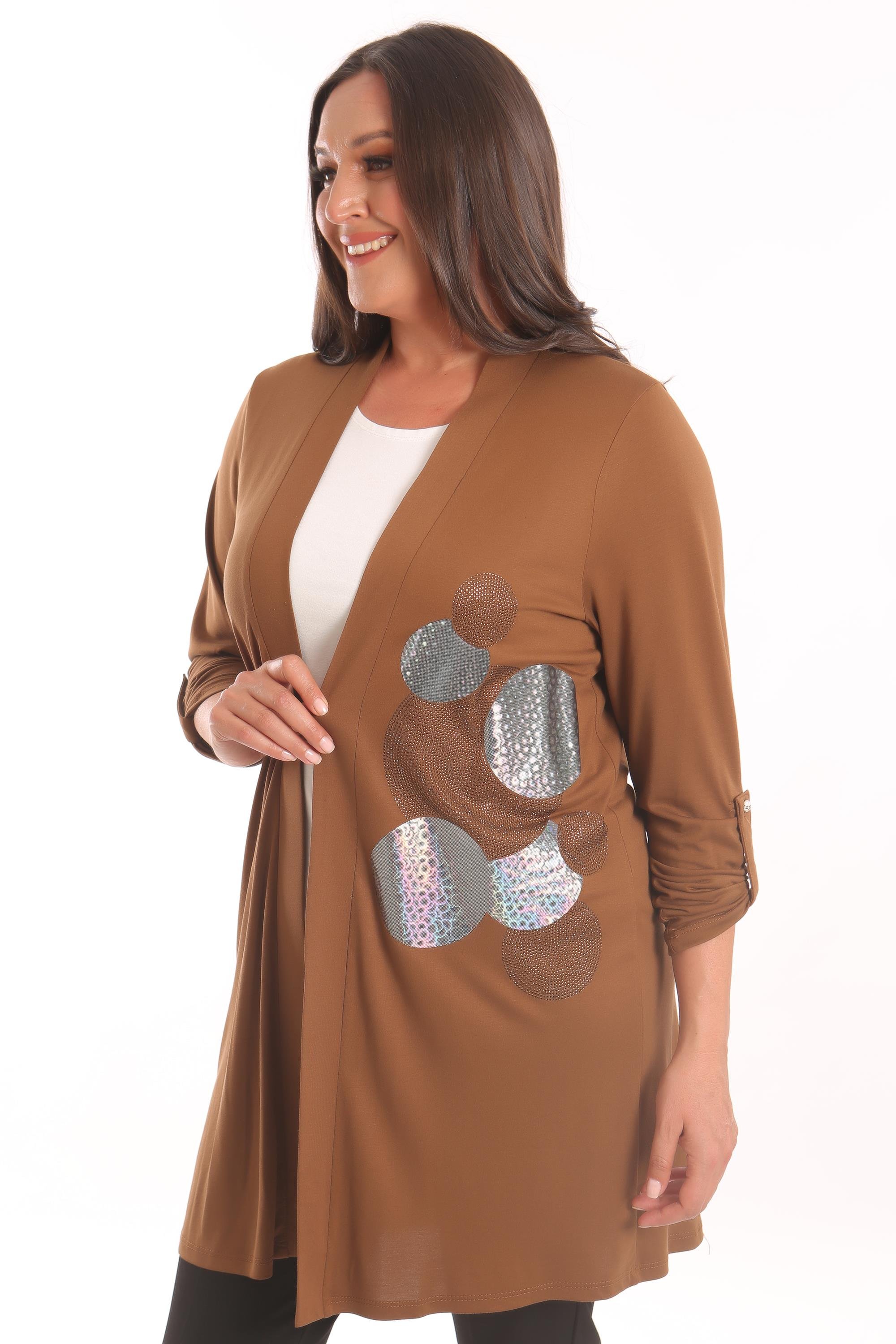 Trend42plus Büyük Beden Kahverengi Daire Desen Taş Baskılı Uzun Hırka