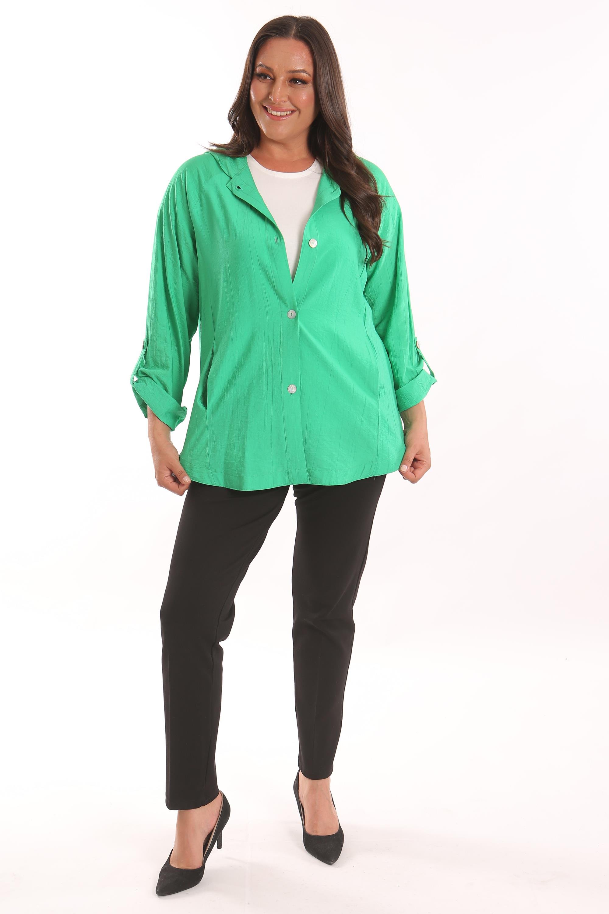 Trend42plus Büyük Beden Kapüşon ve Düğme Detaylı Yeşil Trençkot