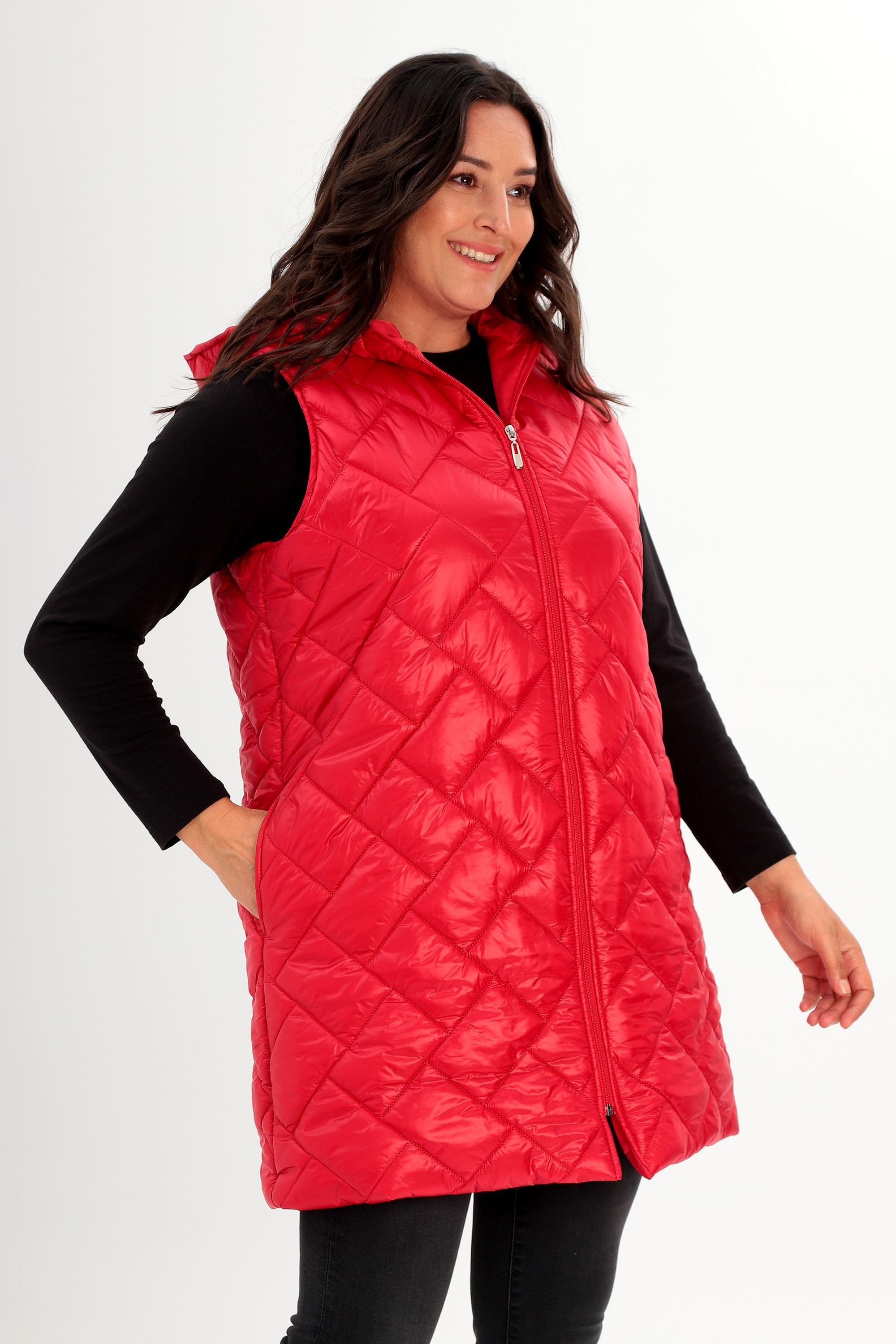 Trend42plus Büyük Beden Kapüşonlu ve Cep detaylı Uzun Büyük Beden Kırmızı Şişme Yelek