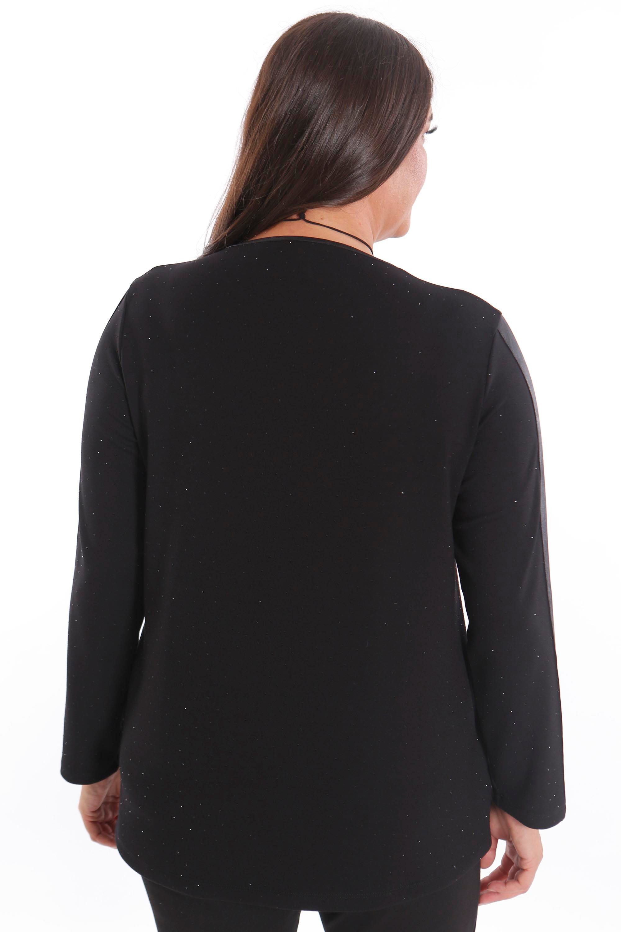 Trend42plus Büyük Beden Kolu Deri Şerit Detaylı Kendinden Taşlı Siyah Bluz 