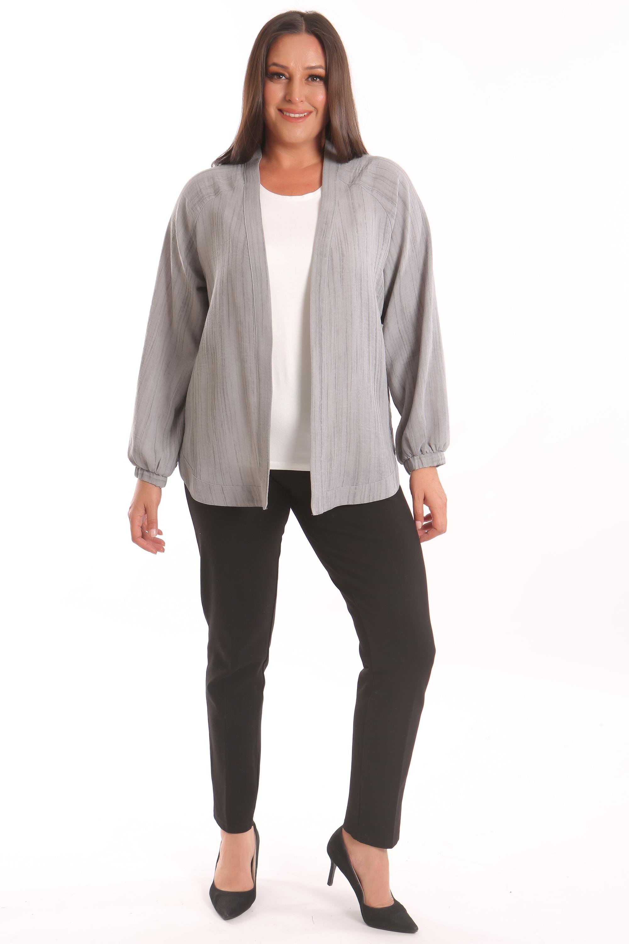 Trend42plus Büyük Beden Kumaşı Çizgili Kolları Lastikli Oversize  Gri Ceket