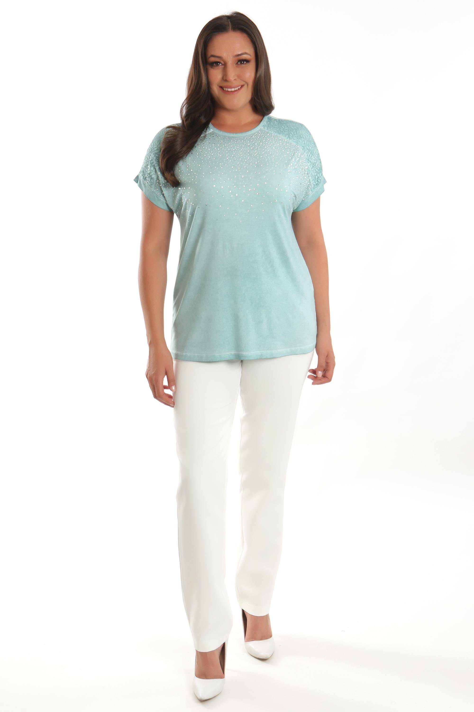 Trend42plus Büyük Beden Mint Taş Baskılı Omuz Dantel Detaylı Batik Yıkamalı Bluz