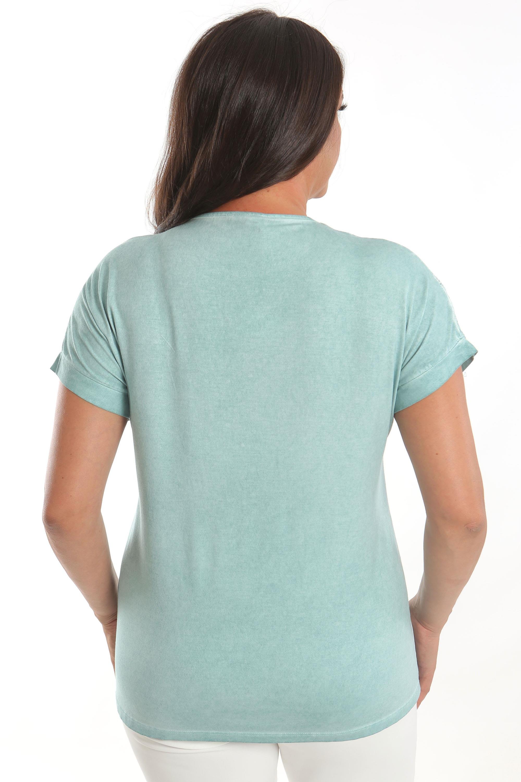 Trend42plus Büyük Beden Mint Taş Baskılı Omuz Dantel Detaylı Batik Yıkamalı Bluz