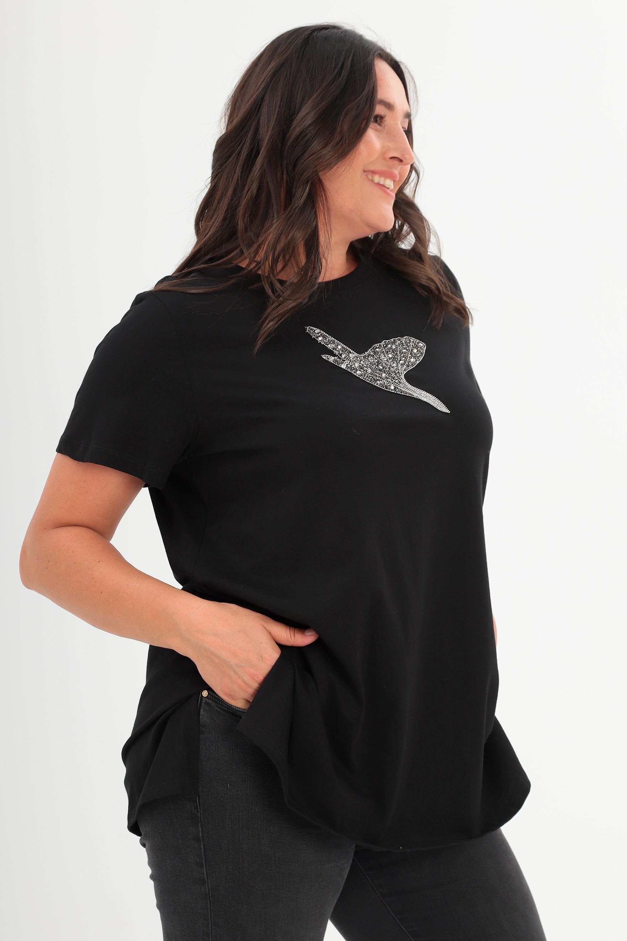 Trend42plus Büyük Beden Ön Kuş Taş Baskılı Siyah Tİşört