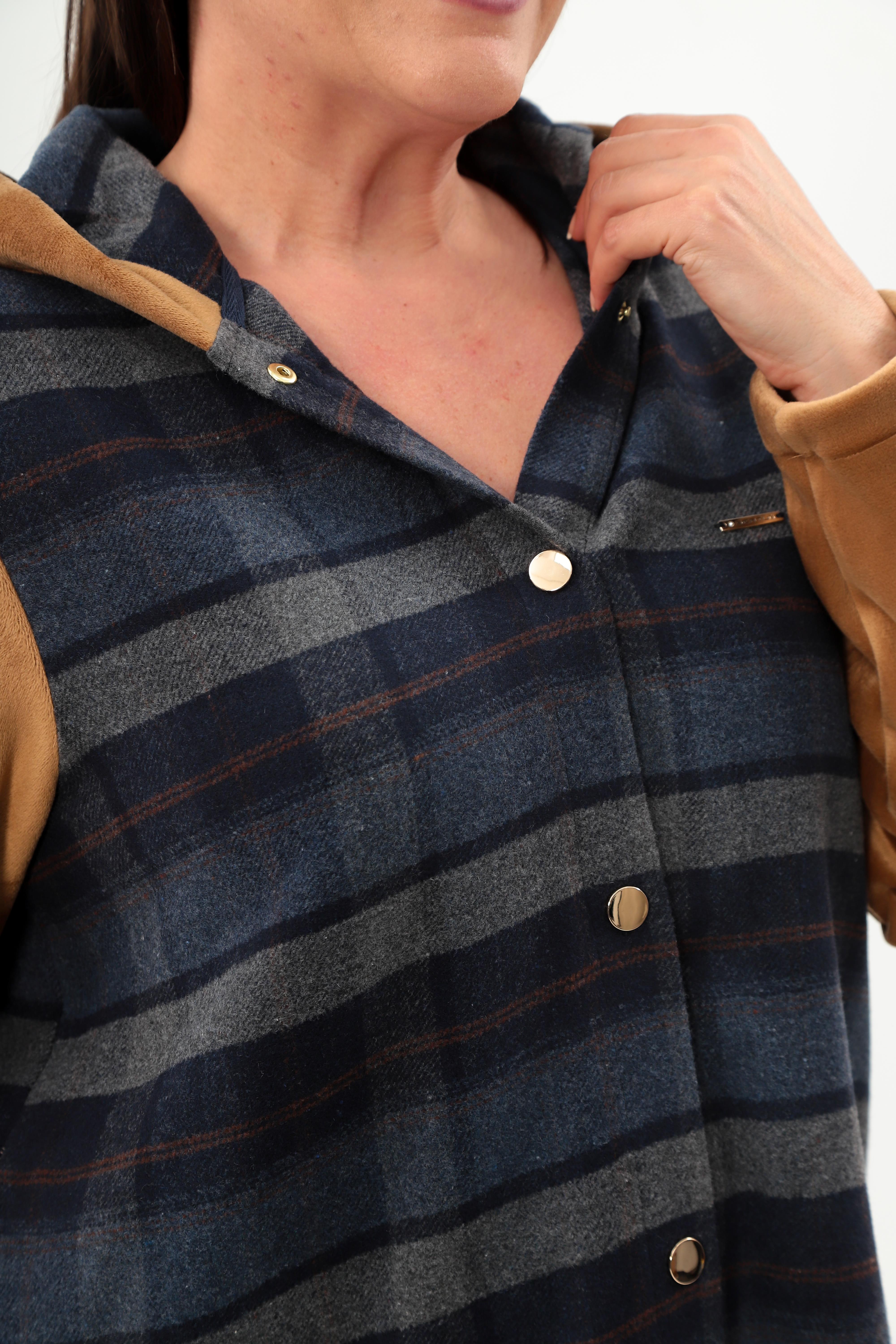 Trend42plus Ekose Desen Çıt Çıt Düğmeli Cep Detaylı Lacivert Mont