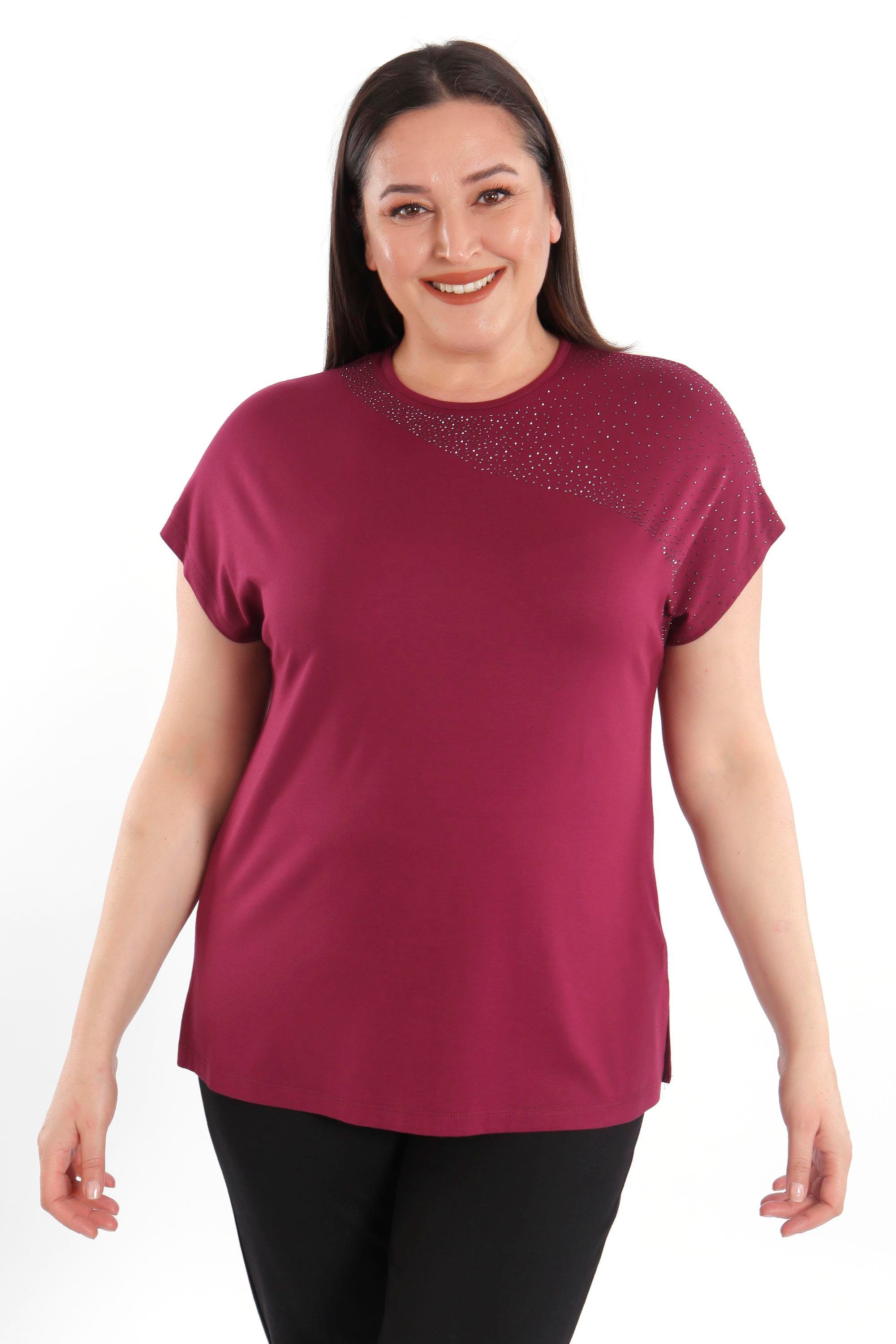 Trend42plus Omuz Kısmı Crystal taşlı Kısa Kol Büyük Beden Viskoz Bordo Kadın T-Shirt