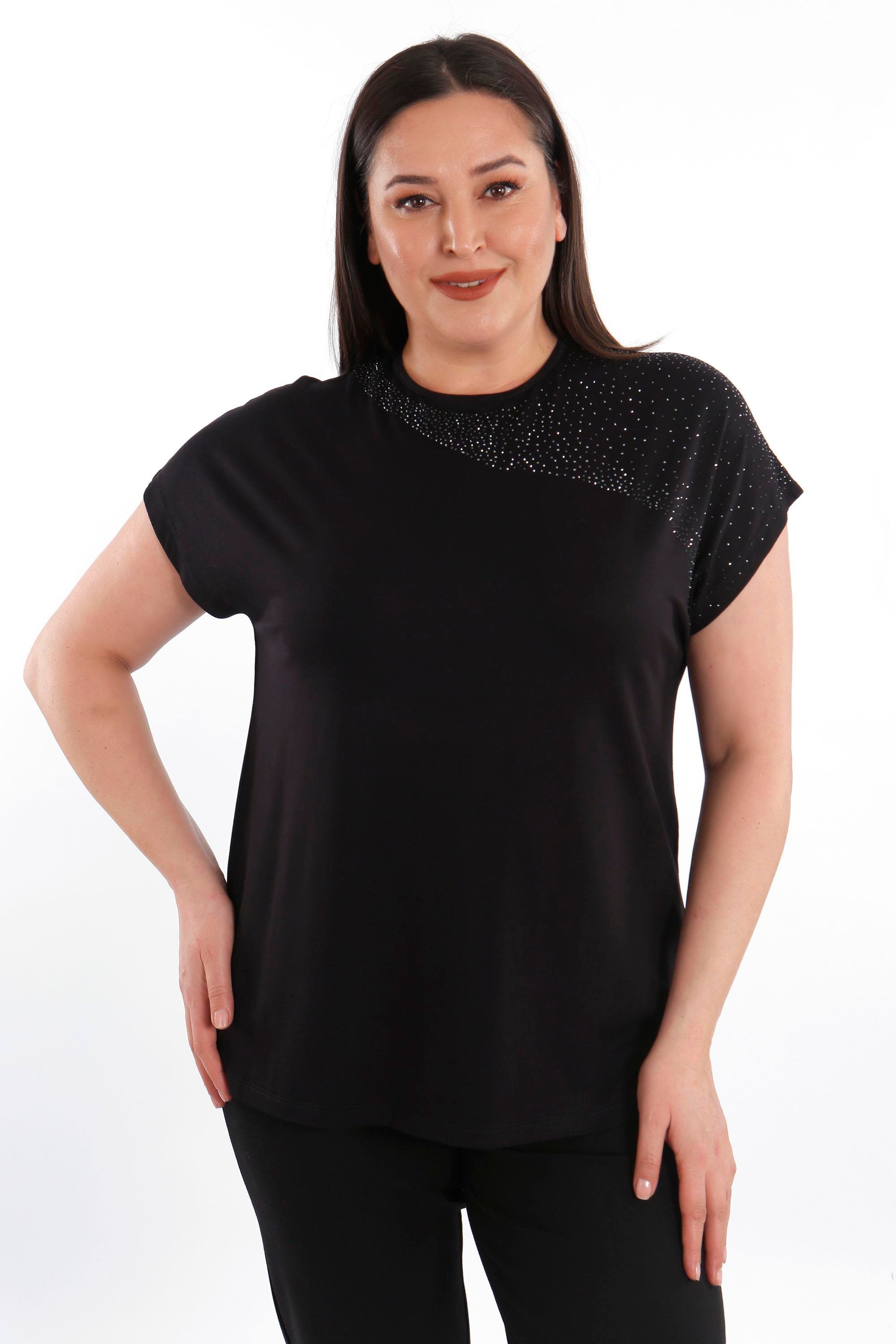 Trend42plus Omuz Kısmı Crystal taşlı Kısa Kol Büyük Beden Viskoz Siyah Kadın T-Shirt