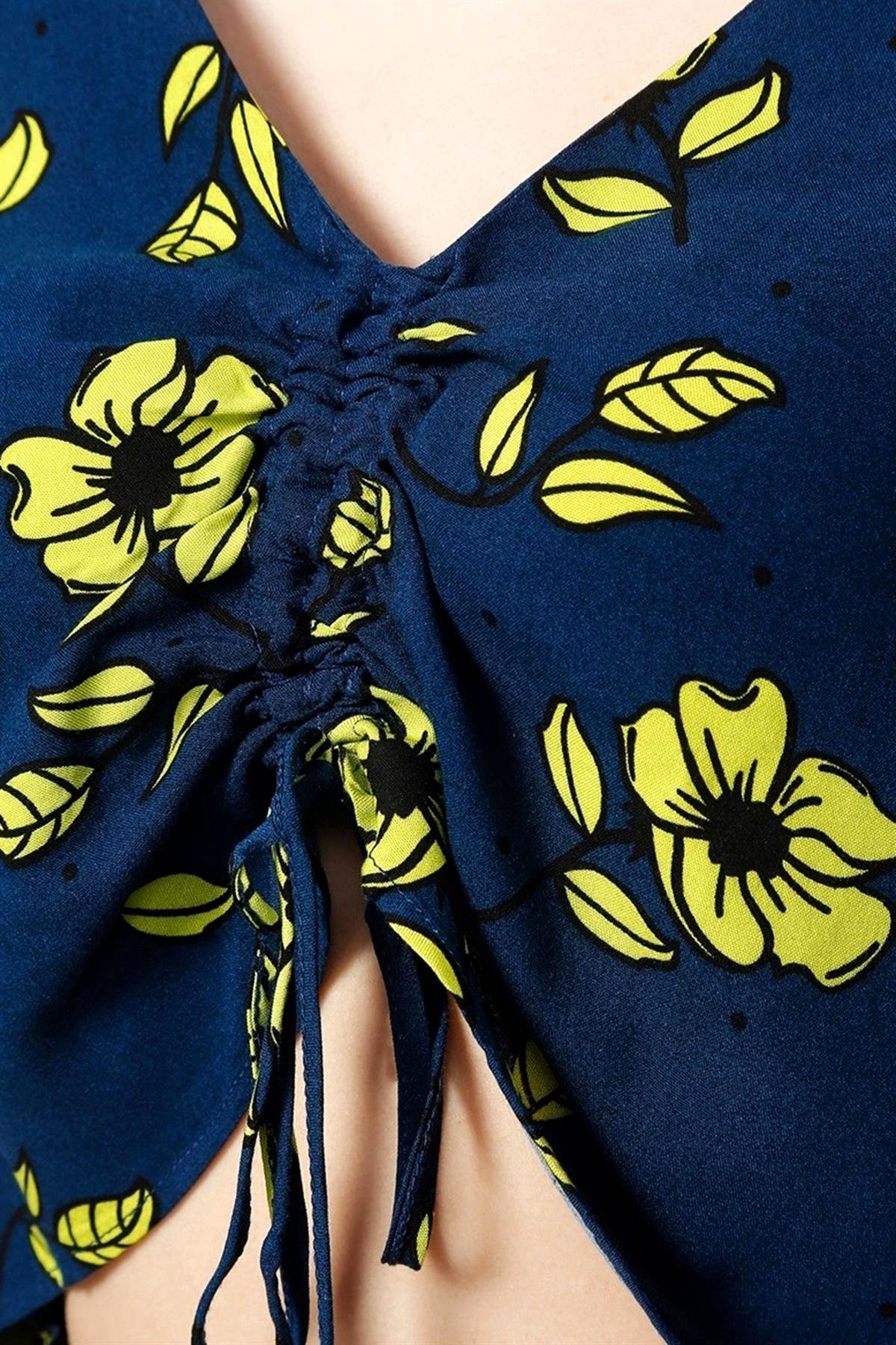 V Yaka Önü Bağlamalı Büzgülü Mavi Bluz