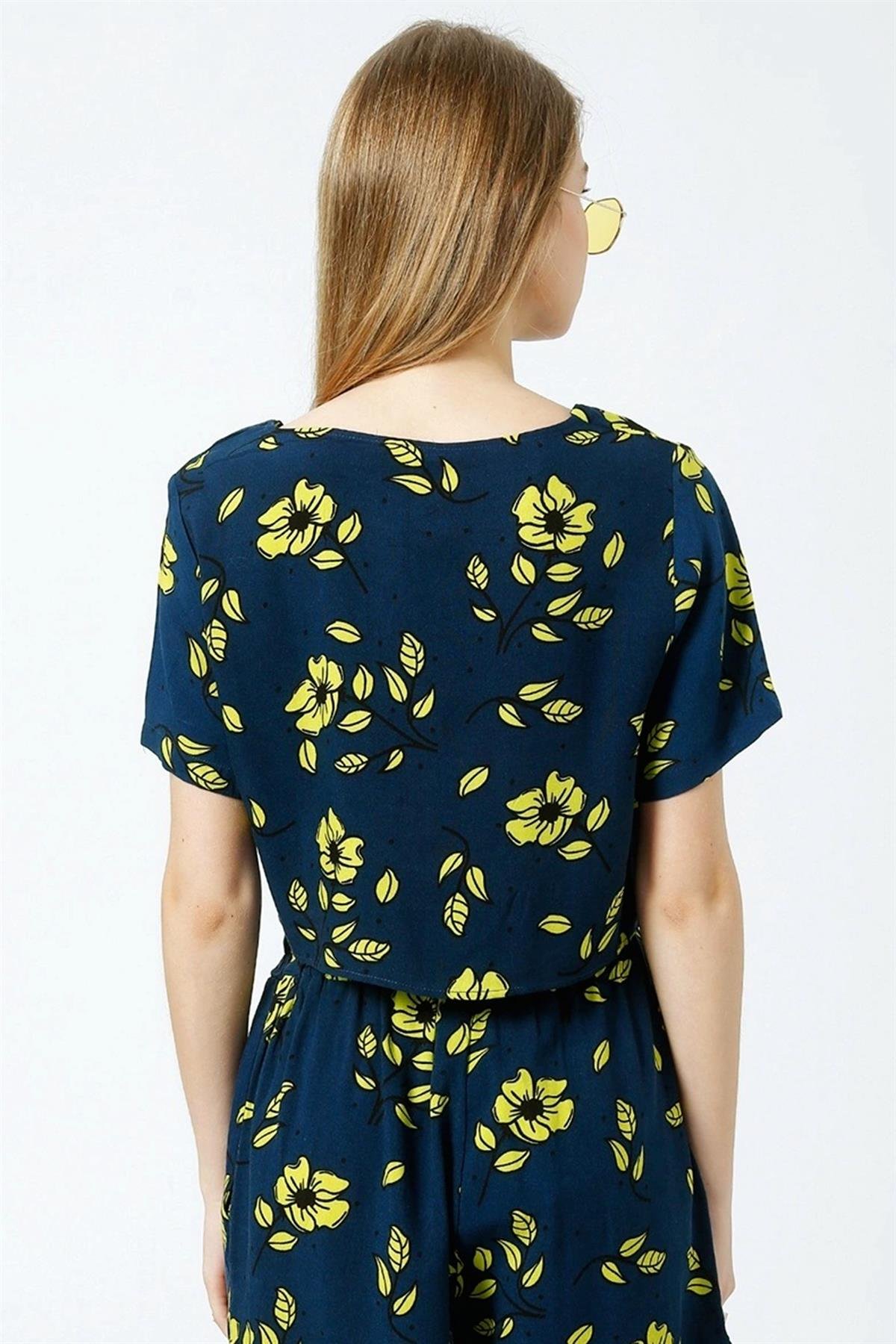 V Yaka Önü Bağlamalı Büzgülü Mavi Bluz