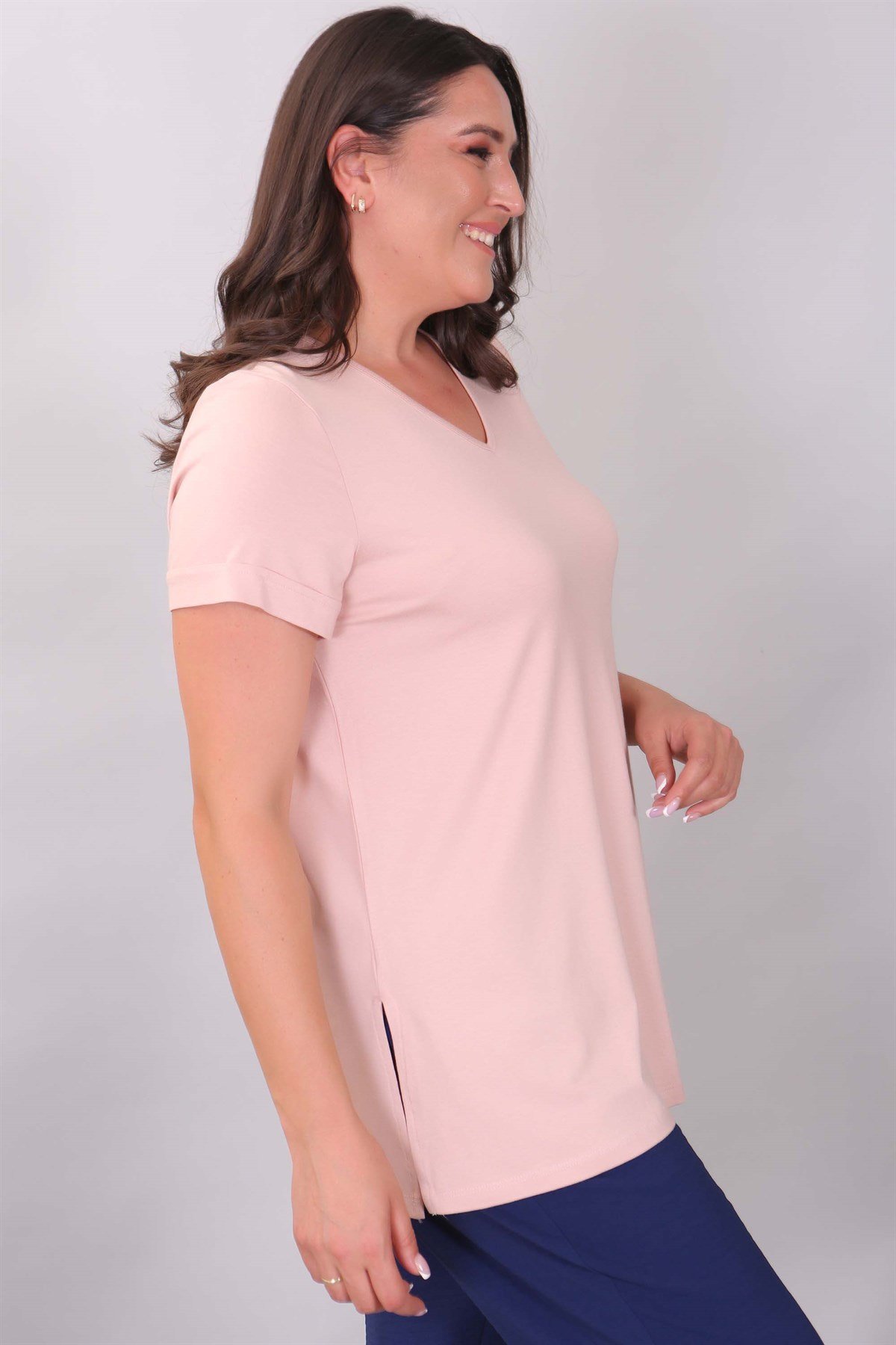 V Yakalı Basıc Pudra Bluz
