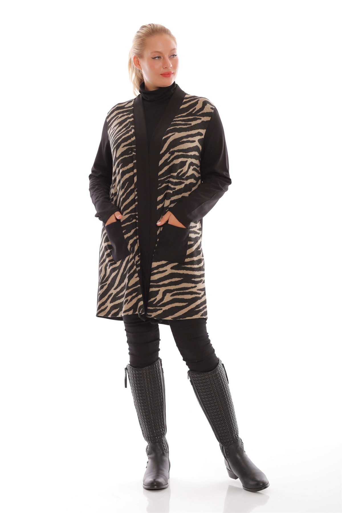 Zebra Desenli Deri Cepli Bej Hırka