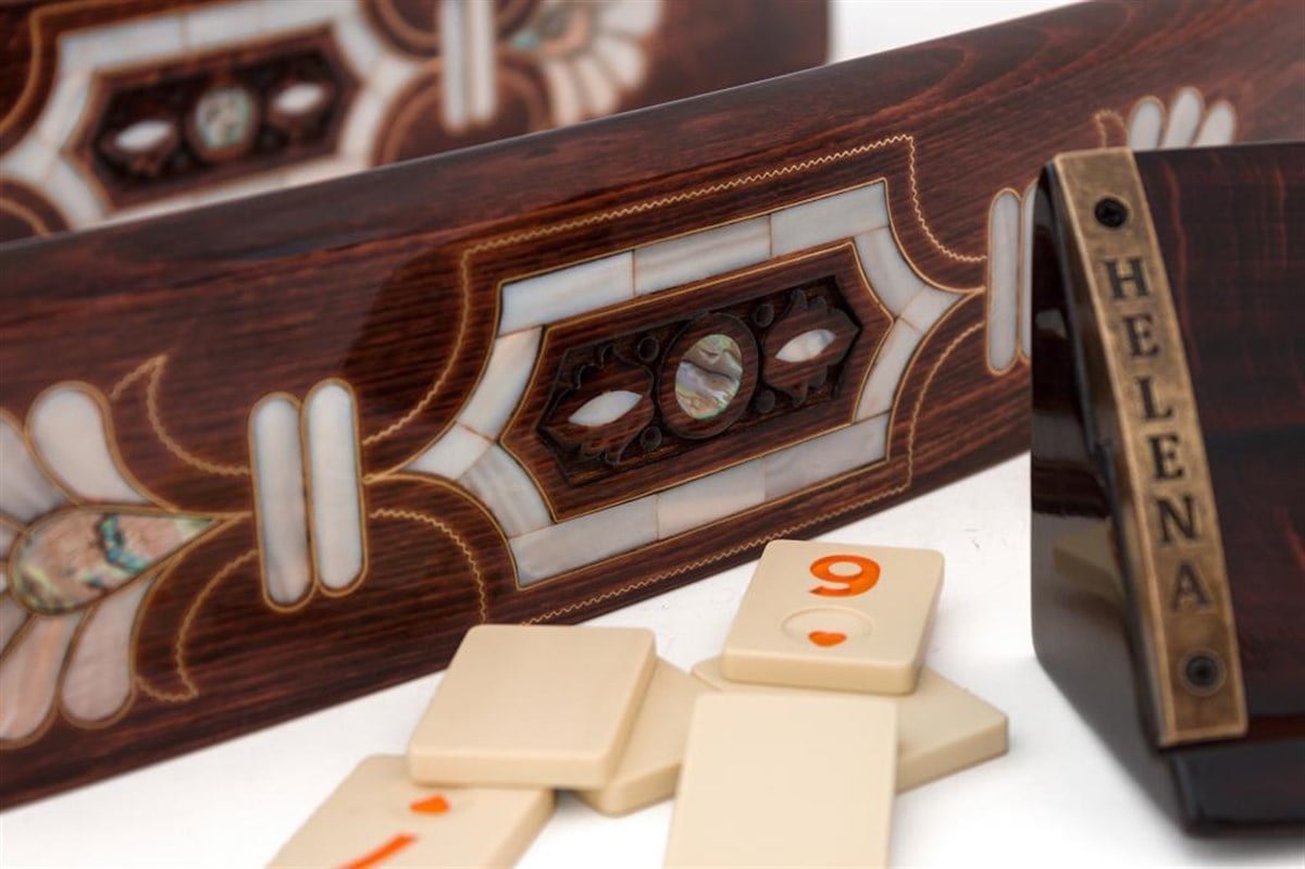 NİLÜFER DESENLİ SEDEF KAKMALI OYMALI OVAL OKEY TAKIMIHelena Wood Art4580