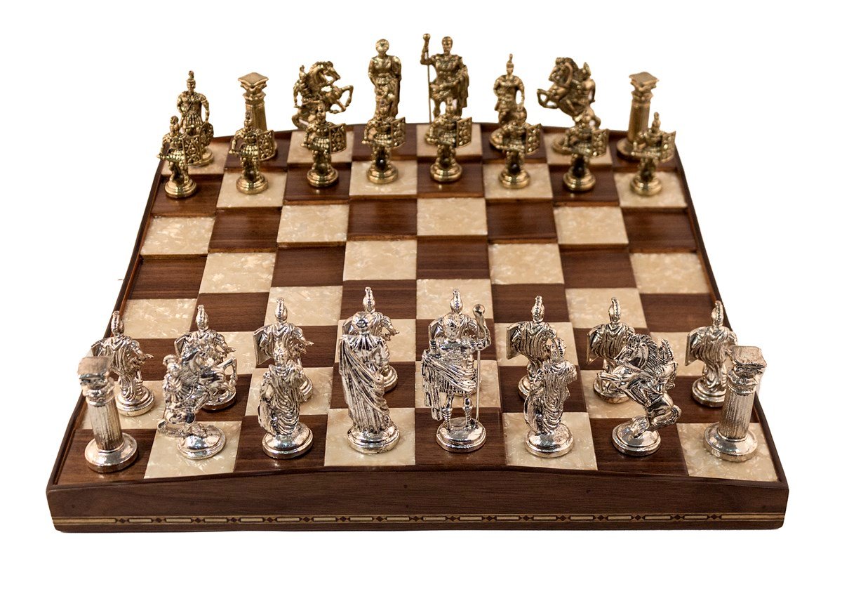 Piramit Satranç Seti - Ceviz | Metal FigürlüHelena Wood Art2656.WAL.5031.503