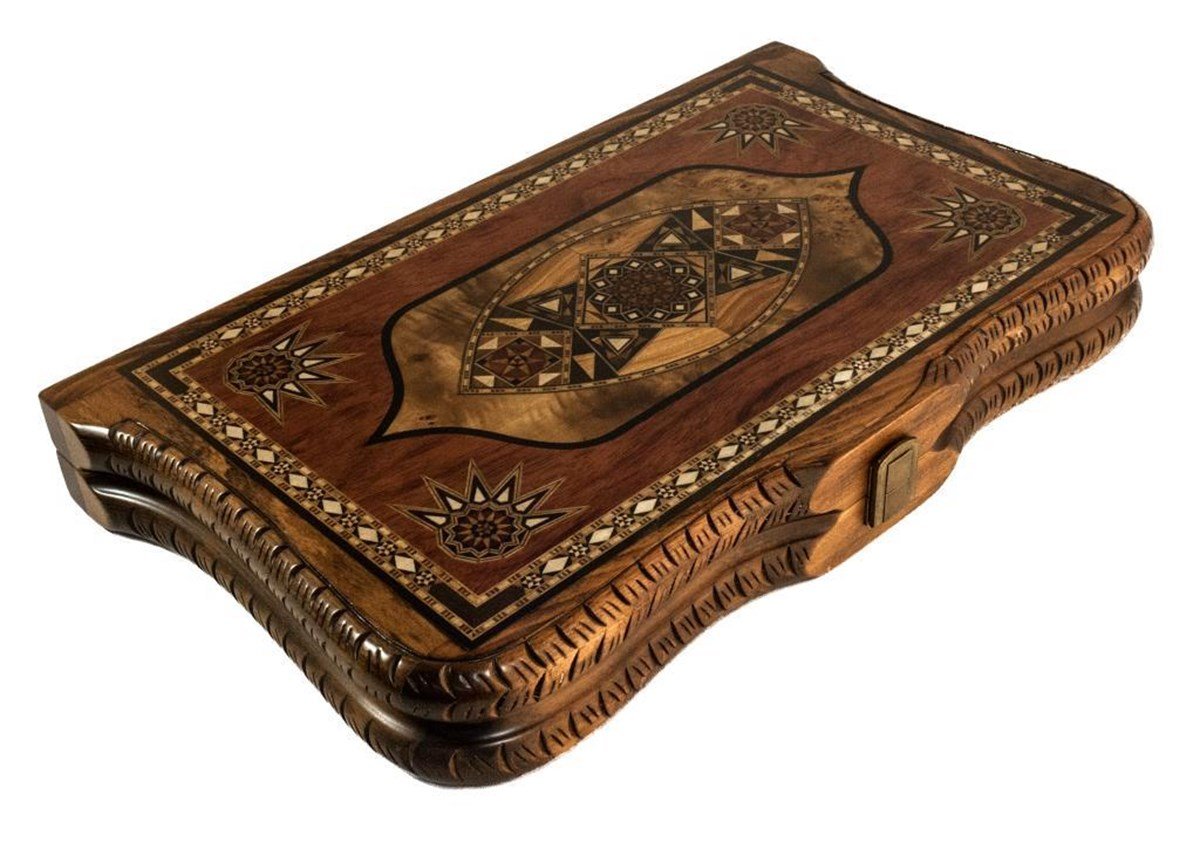 QUEEN  OYMALI TAVLA (51.5x32x7 cm) Helena Wood Art