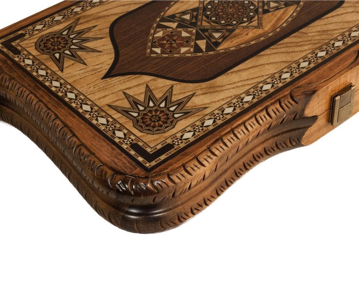 QUEEN  OYMALI TAVLA (51.5x32x7 cm) Helena Wood Art