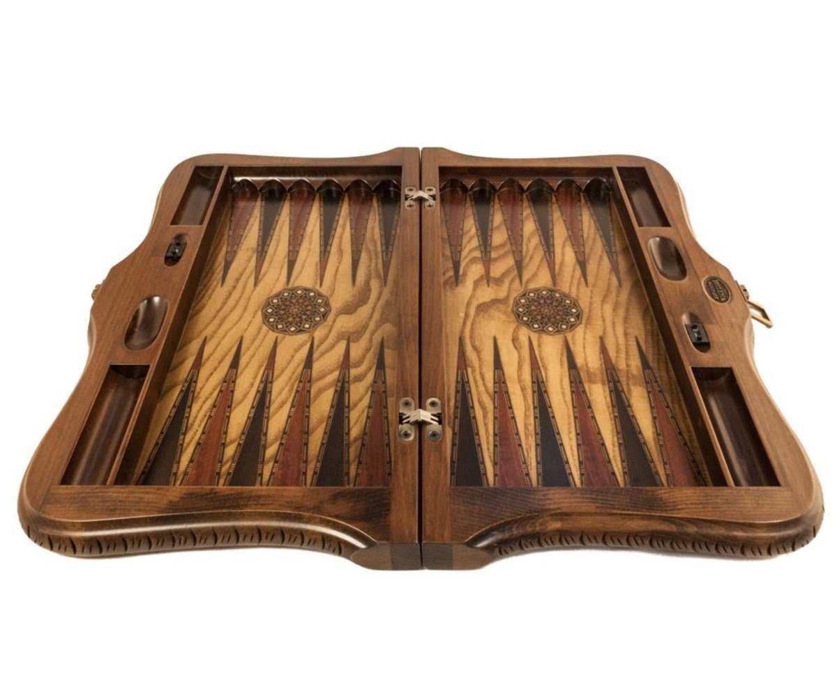 QUEEN  OYMALI TAVLA (51.5x32x7 cm) Helena Wood Art