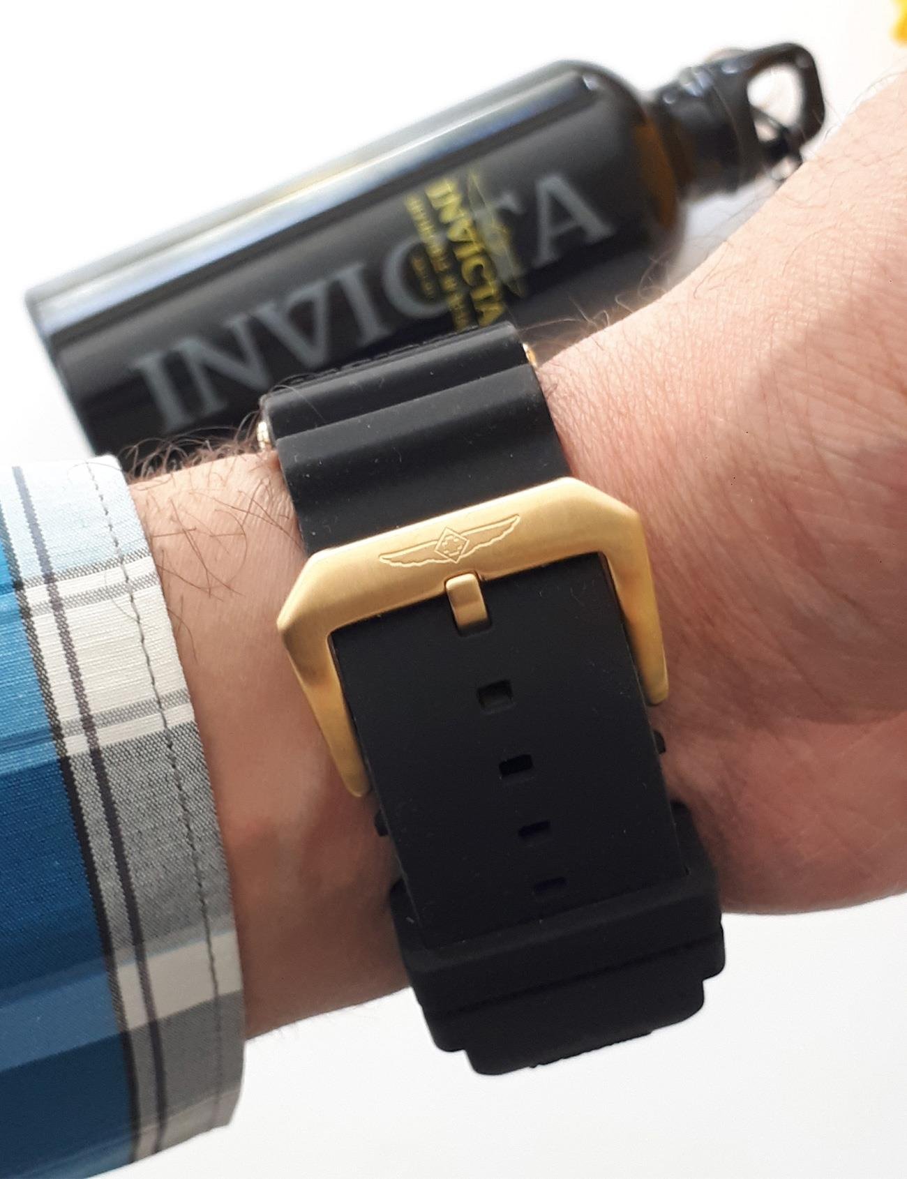 INVICTA 121521 Erkek Kol Saati