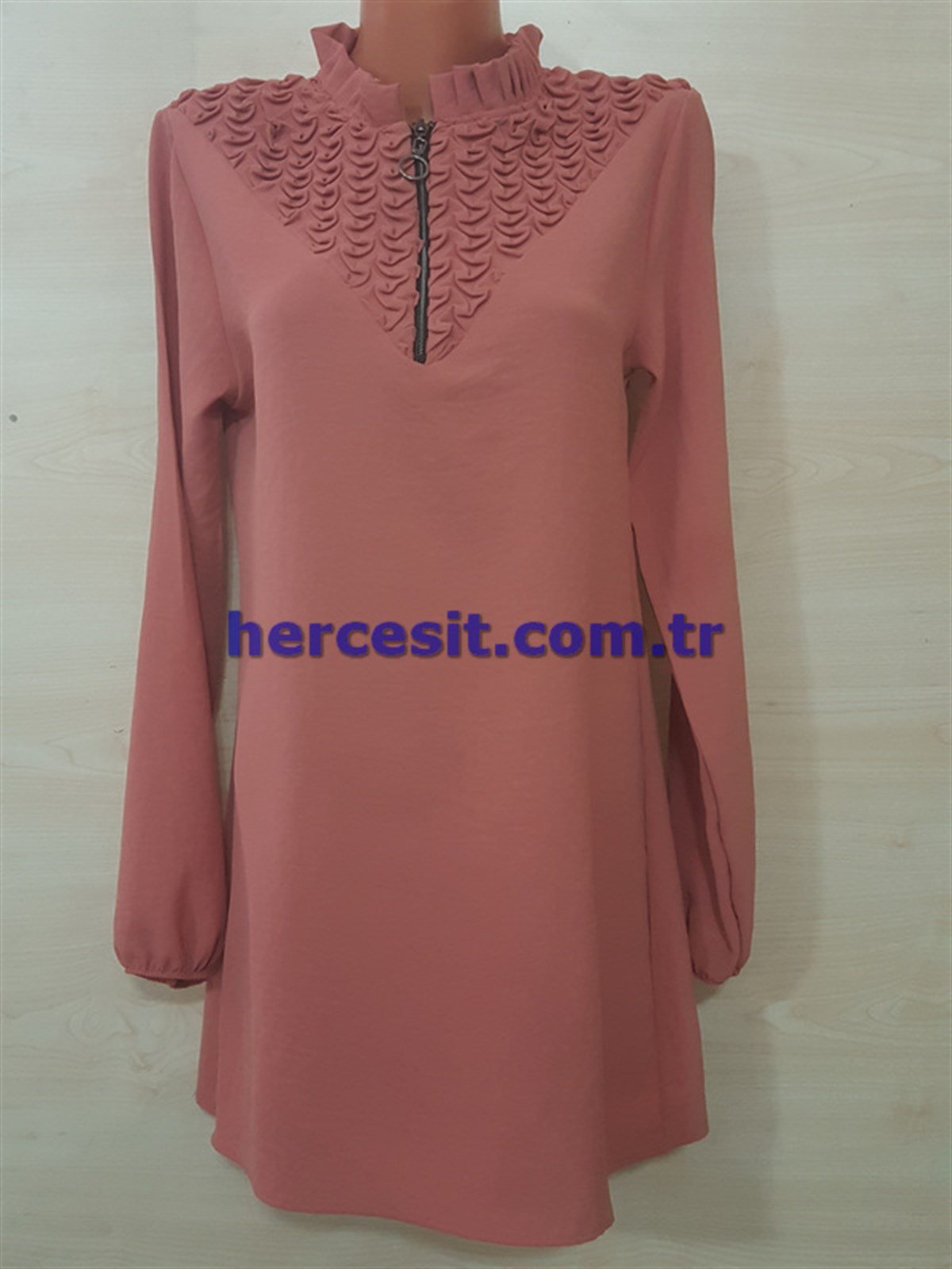 Hisset Boyun Detaylı Tunik