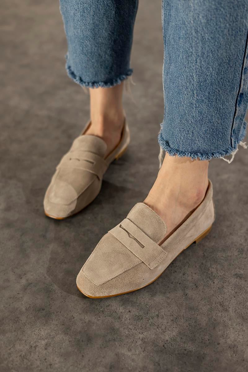 Bej Hakiki Süet Loafer Violin