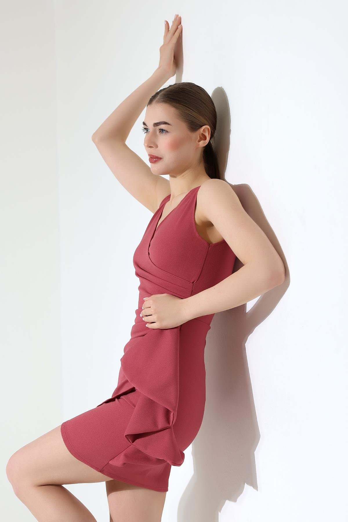 Gül Kurusu Krep Kumaş Kalın Askılı Volan Detay Mini Elbise