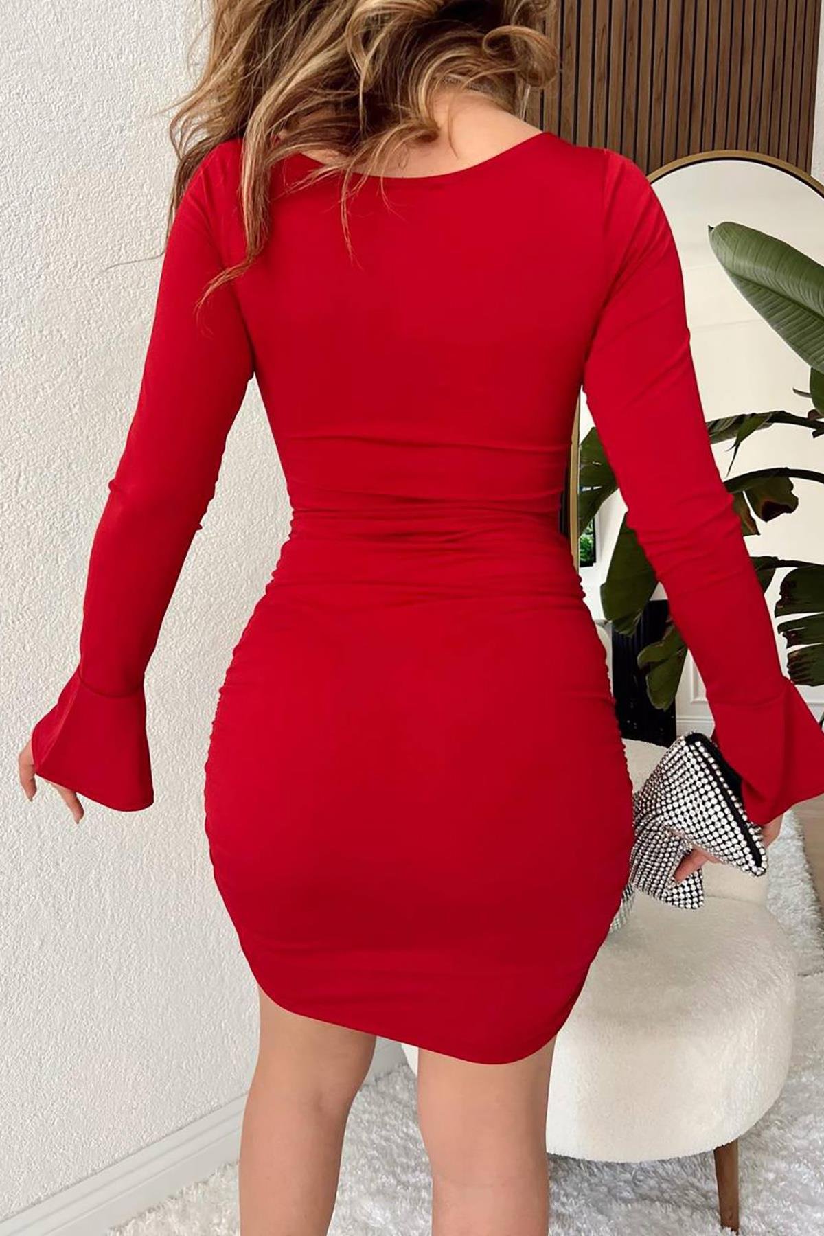 Kırmızı Sandy Kumaş Drape Detaylı Ve Damla Dekolteli Mini Elbise