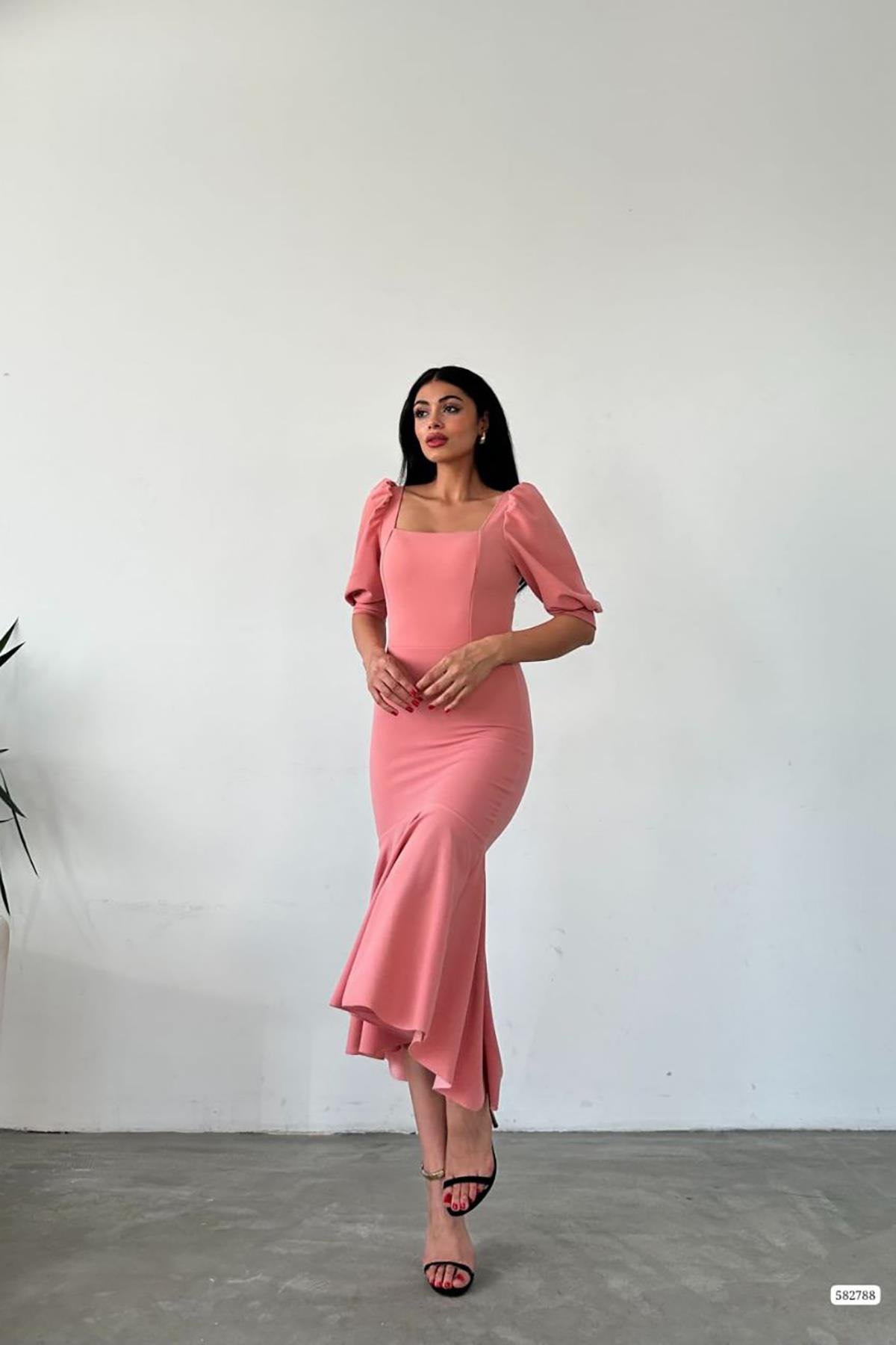 Pudra Krep Kumaş Kare Yaka Balon Kol Balık Model Midi Boy Elbise 