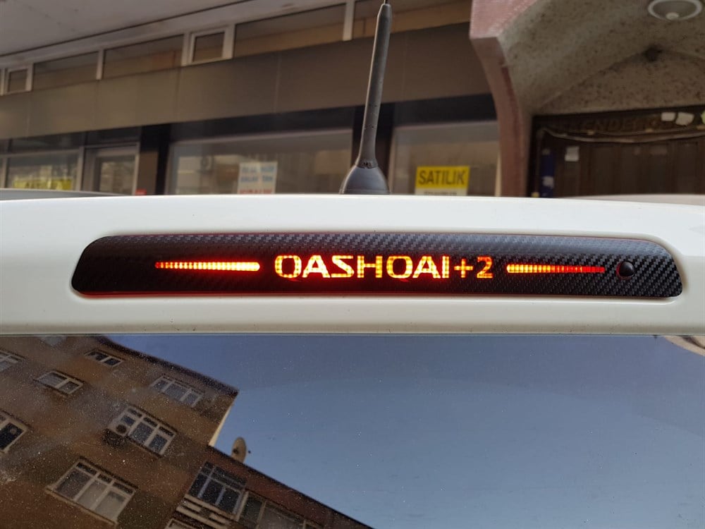  Nissan Qashqai +2 2008-2015 3. Stop Kaplama Karbon Fren Lambası Sticker