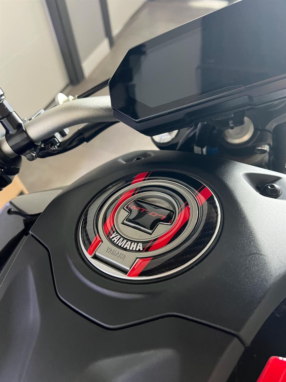  Yamaha MT-07 2021-2023 Uyumlu Tank Pad Seti Kırmızı Redlinegrafik