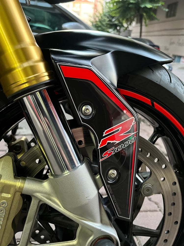 BMW S1000R Çamurluk Yan Sticker Pad