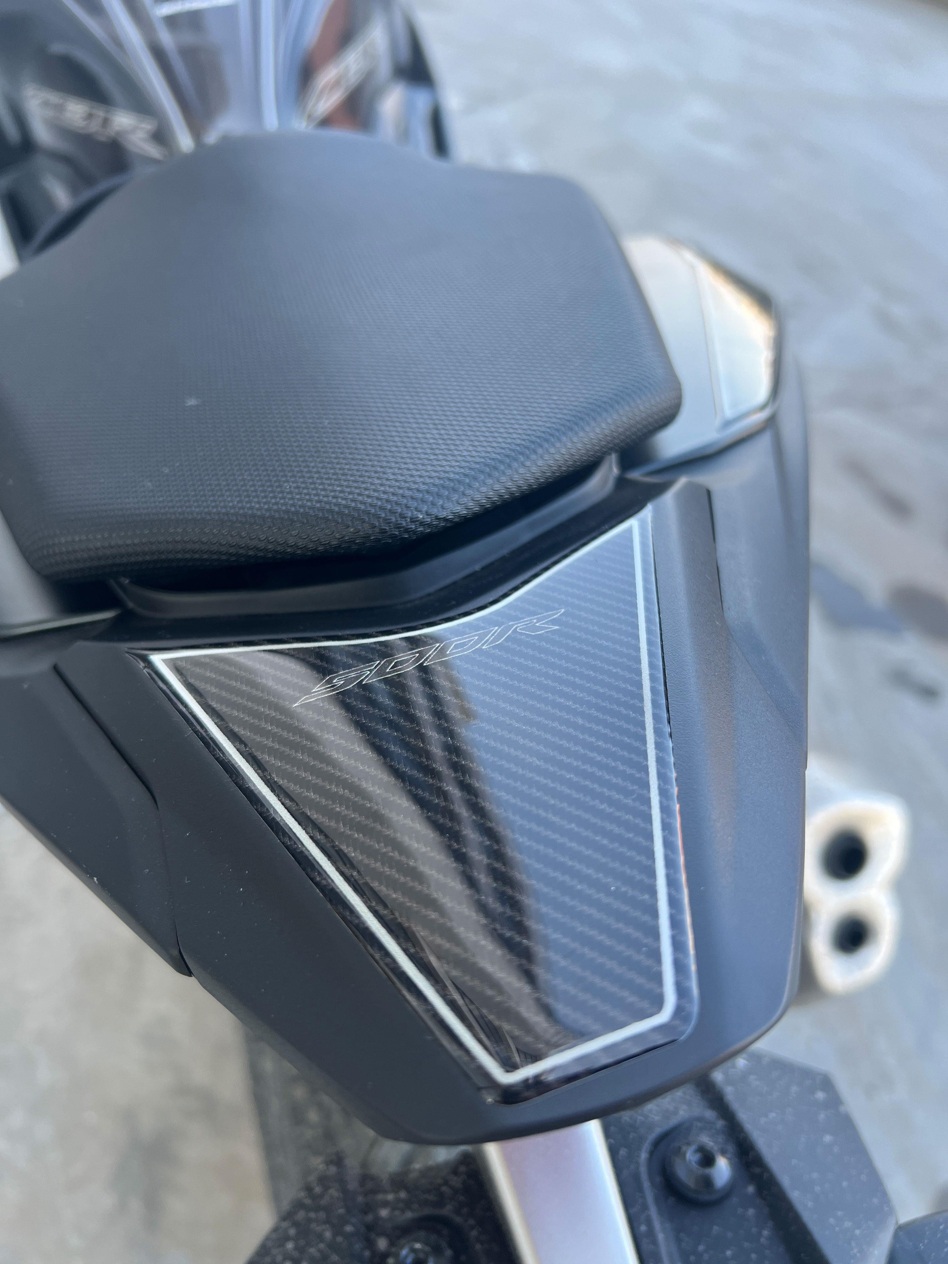 CBR 500R 2025 Model Karbon Kuyruk Pad Set Sticker 5 Parça Redlinegrafik