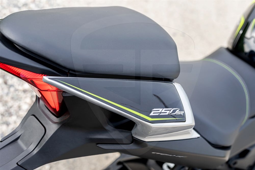 Cf moto 250 SR Kuyruk Pad Set Siyah-Neon Sarı