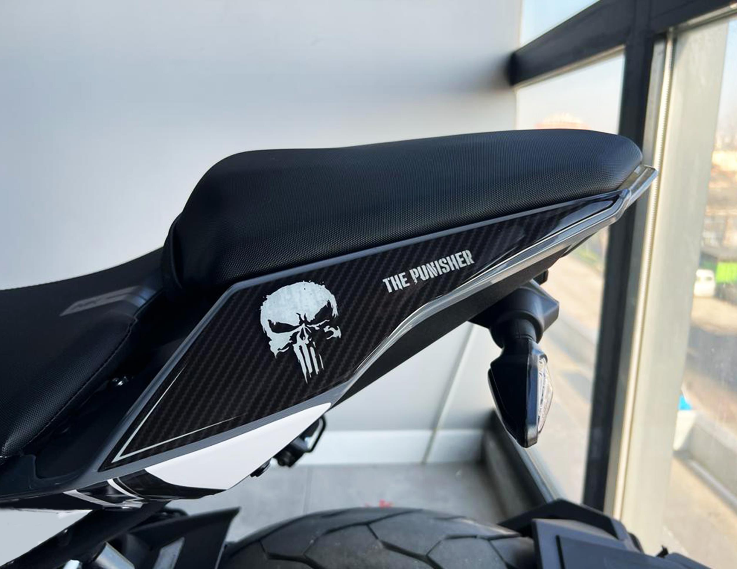 Cf Moto NK 250 2023 Uyumlu Kuyruk Pad Punisher Redline grafik