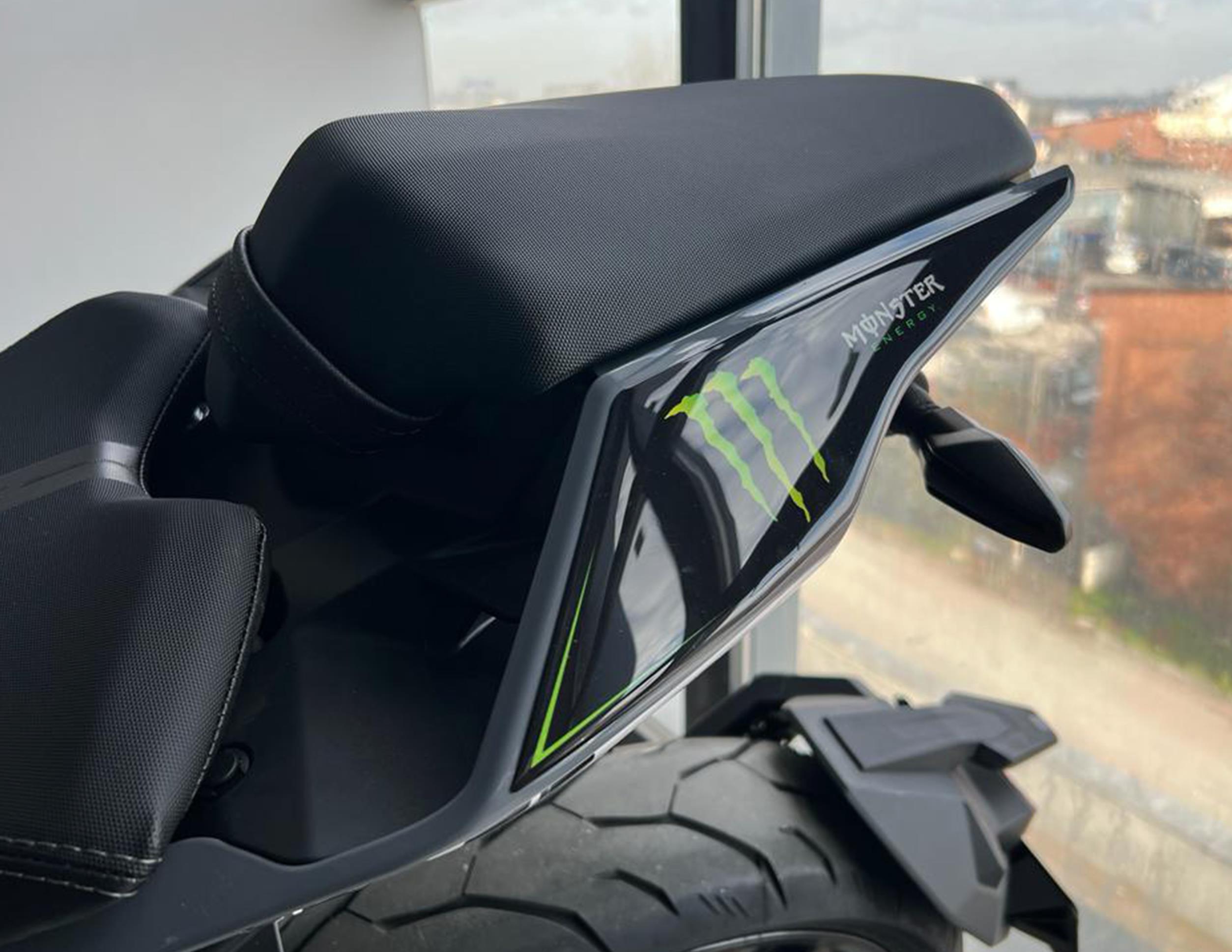 Cf Moto NK 250 2023 Uyumlu Kuyruk Pad Monster yesil Redlinegrafik