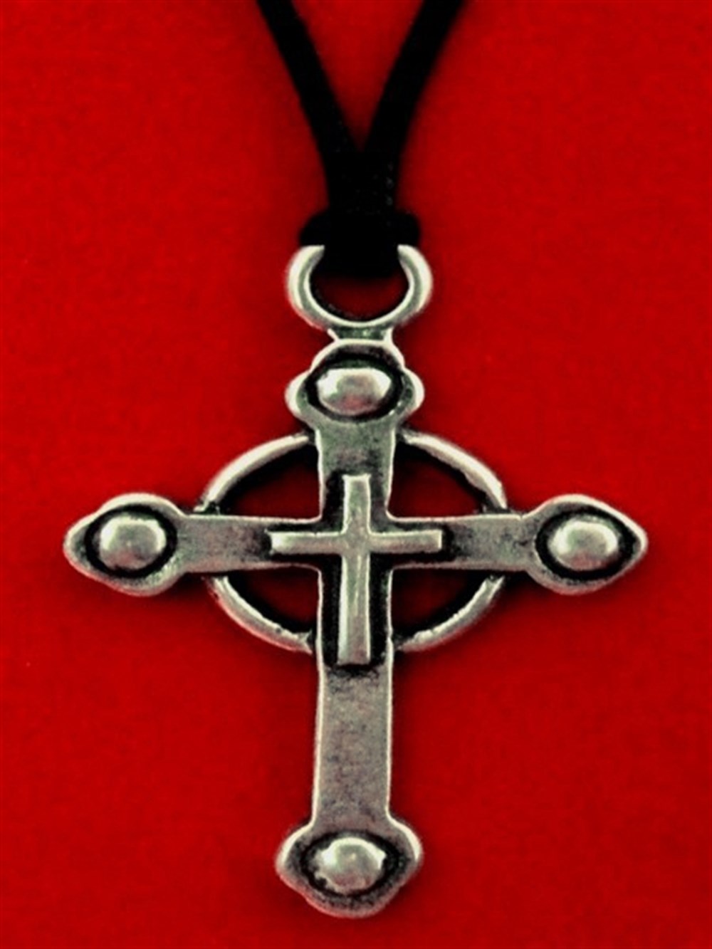 Haç İşareti Kolye