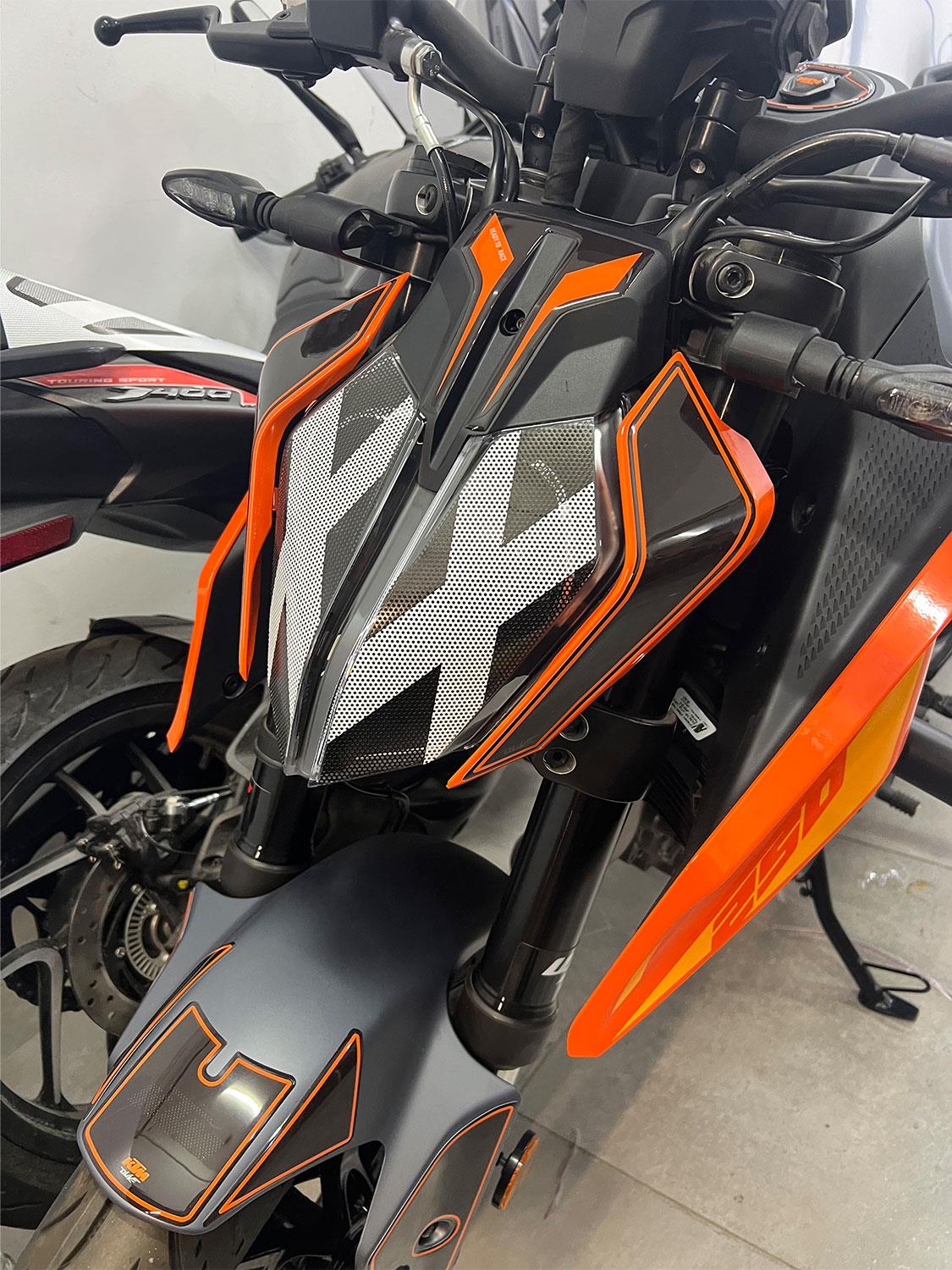 Ktm Duke 250 2024 Model X Siyah Beyaz Far Sticker Far Gözü Far Filesi 