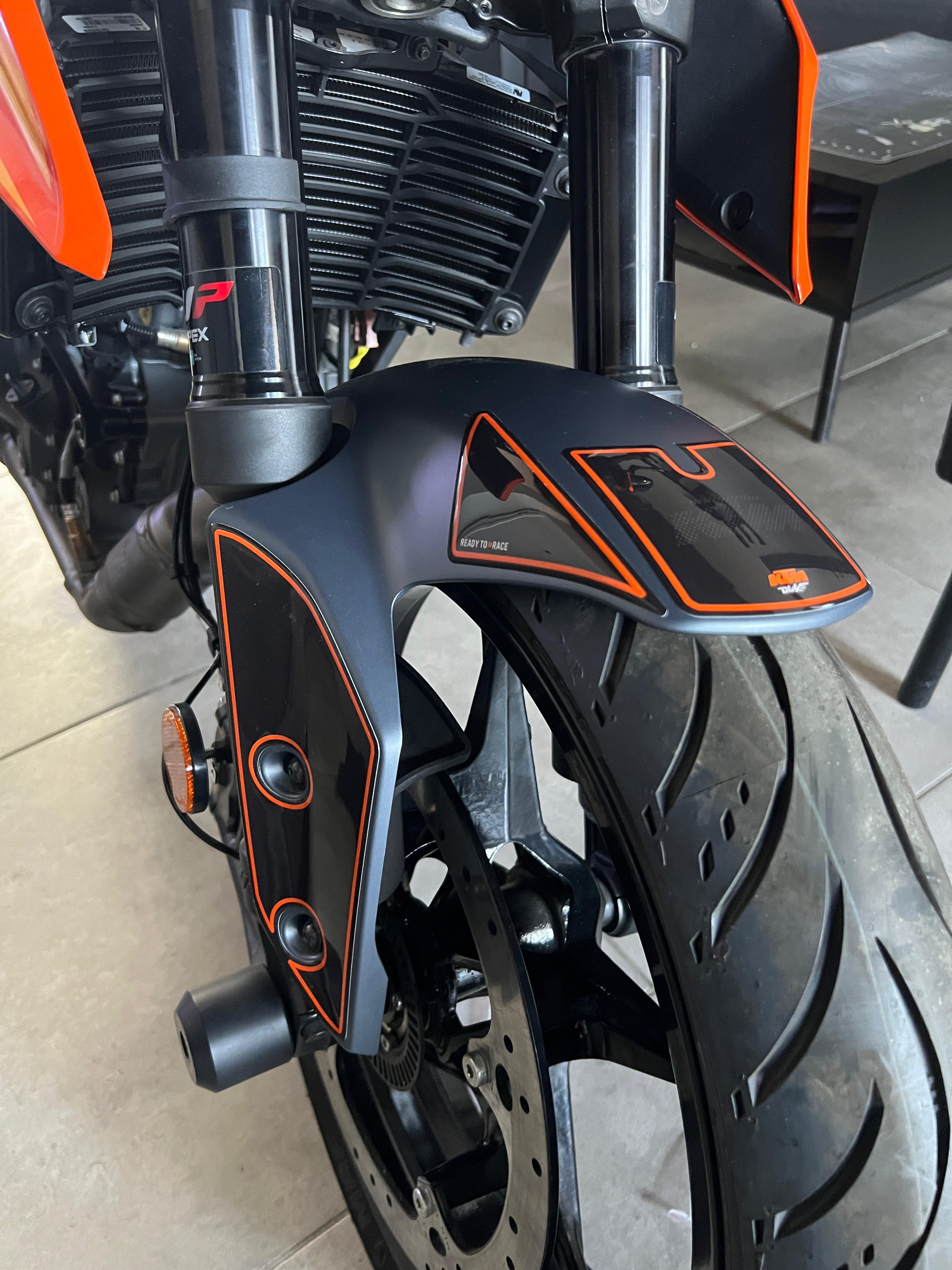 Ktm Duke 390 2024 Turuncu Siyah Çamurluk Pad Redline Grafik