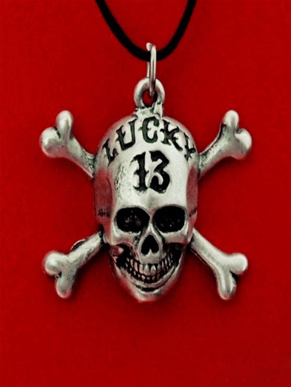 Lucky 13 Kolye