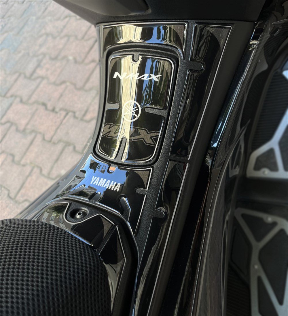 NMAX 2021 TANK PAD SİYAH-GRİ