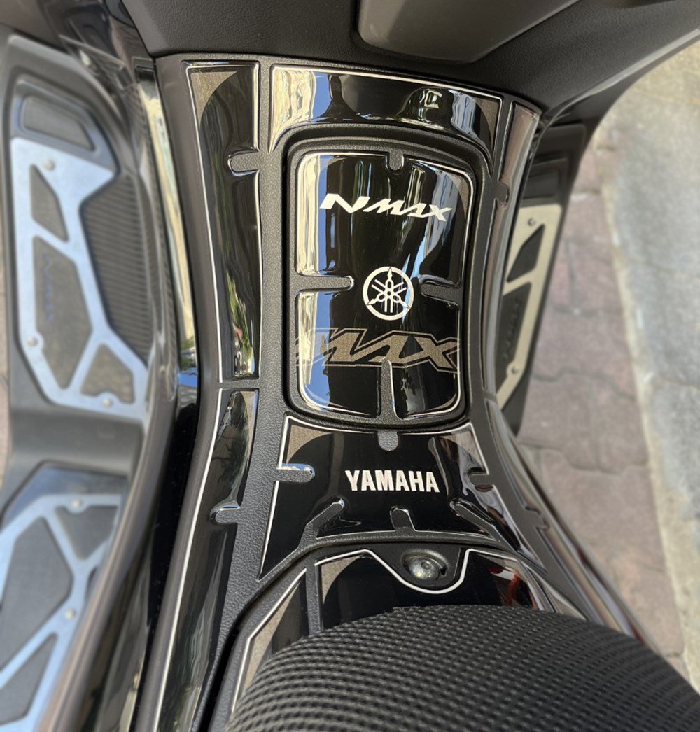 NMAX 2021 TANK PAD SİYAH-GRİ