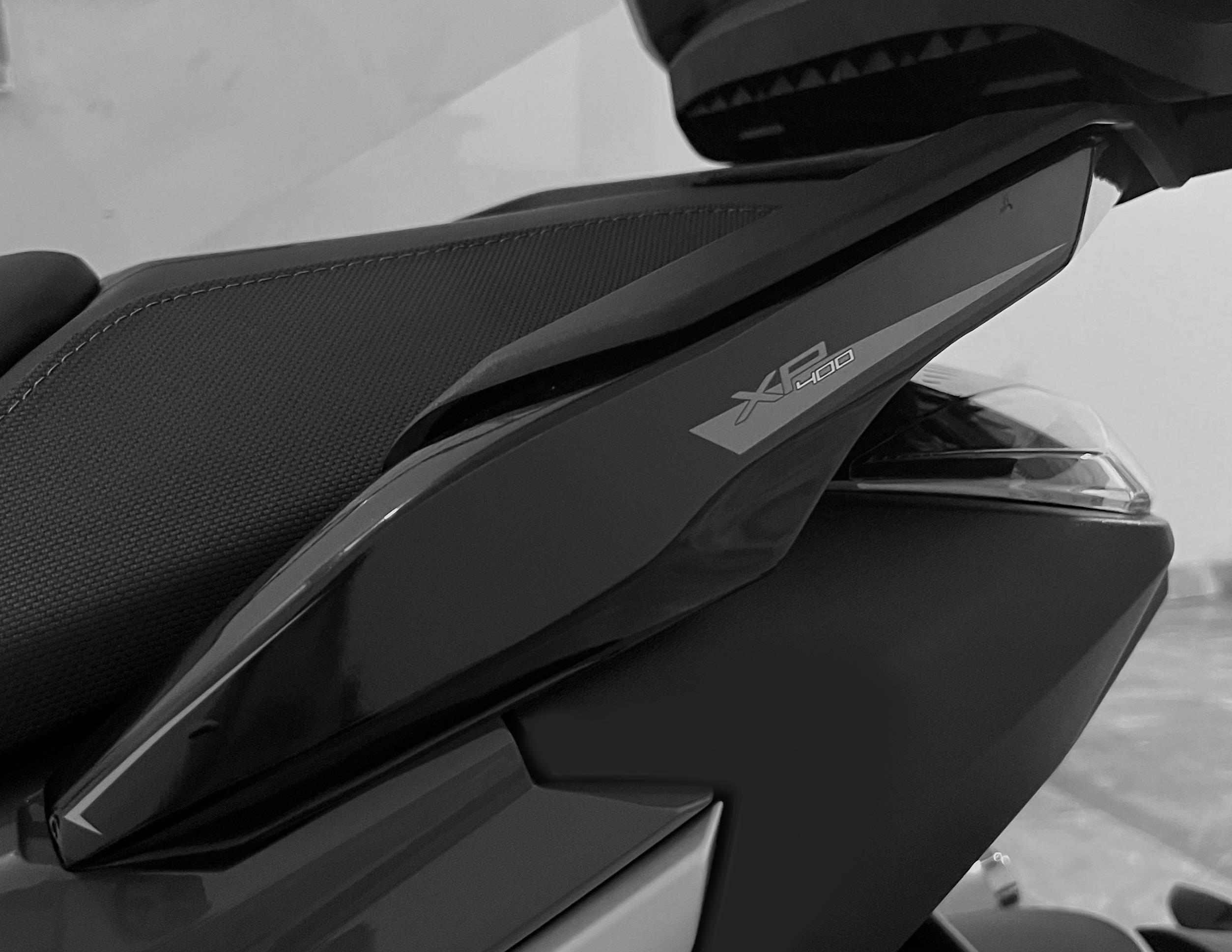 Peugeot XP-400 Uyumlu Kuyruk Koruyucu Pad Set Siyah Gri Redline Grafik