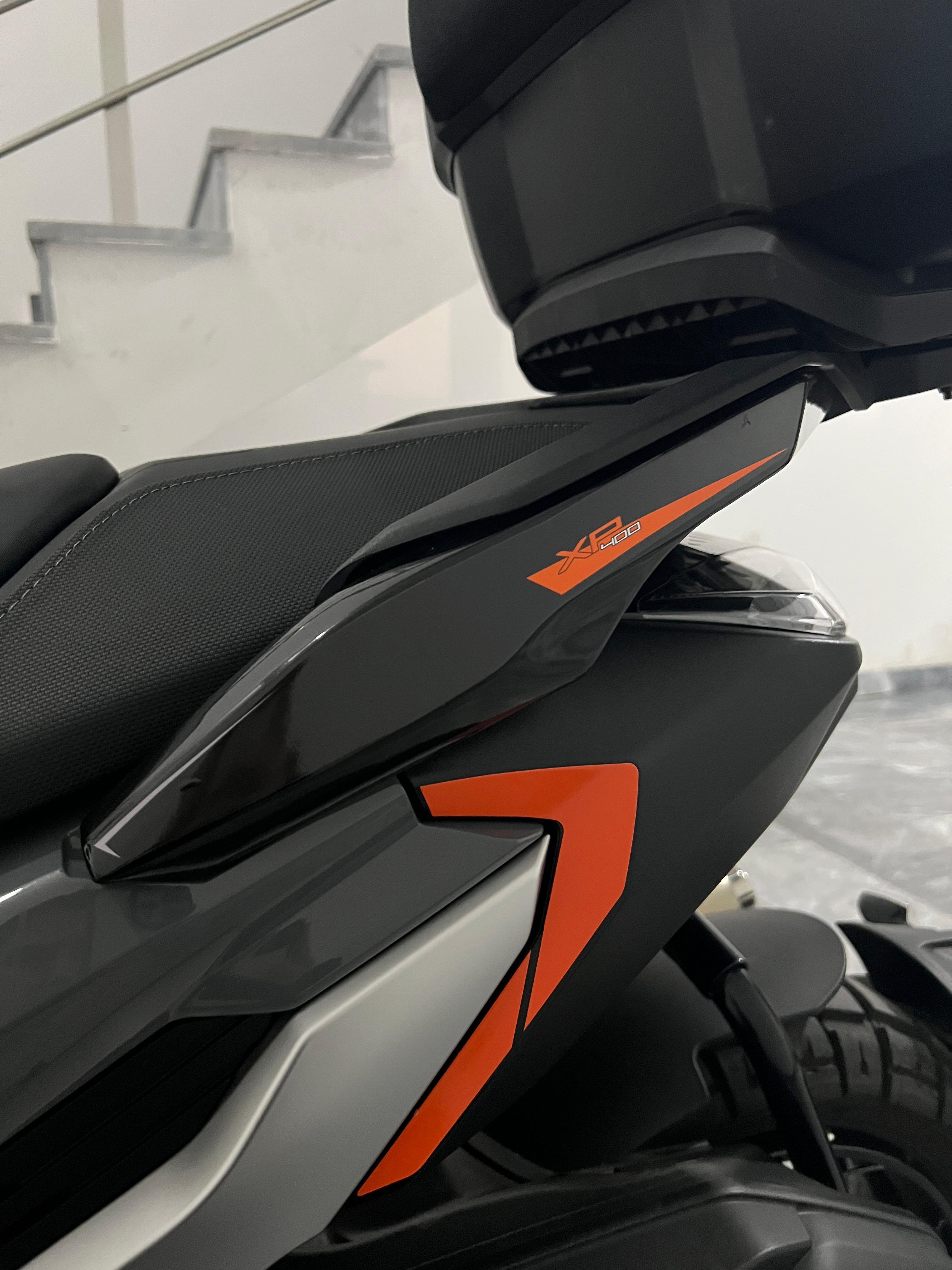 Peugeot XP-400 Uyumlu Tank Pad Set Siyah Turuncu Redline Grafik