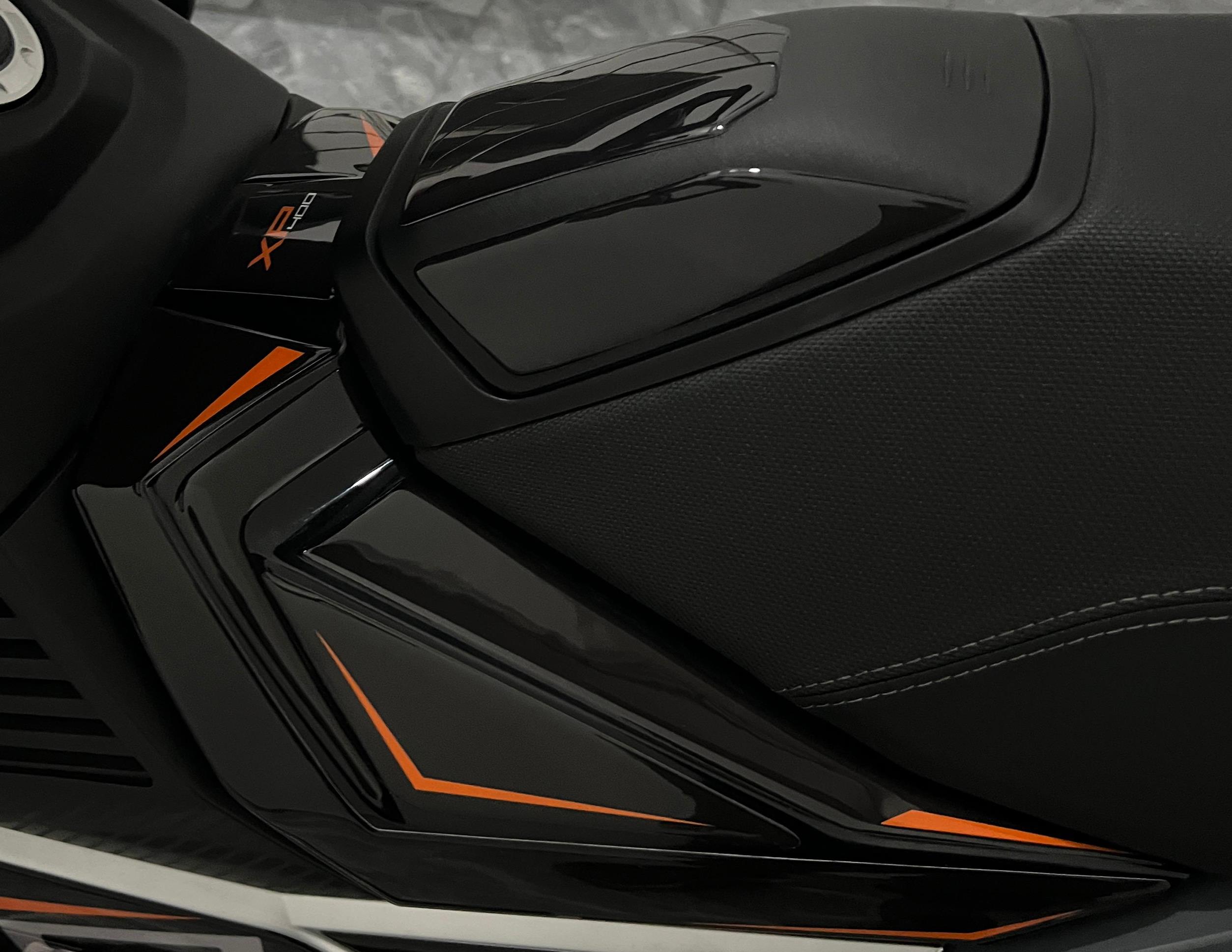 Peugeot XP-400 Uyumlu Tank Pad Set Siyah Turuncu Redline Grafik