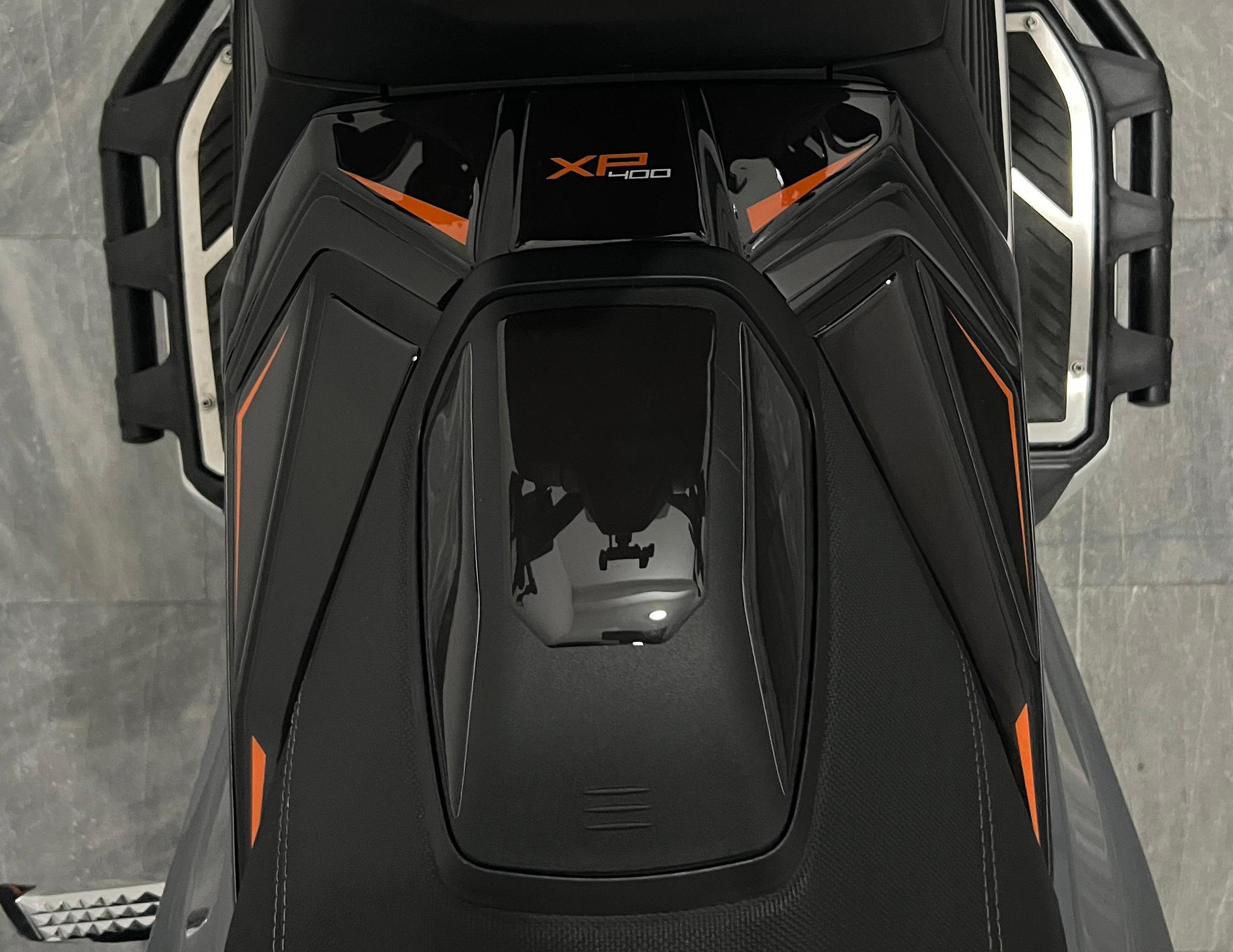 Peugeot XP-400 Uyumlu Tank Pad Set Siyah Turuncu Redline Grafik