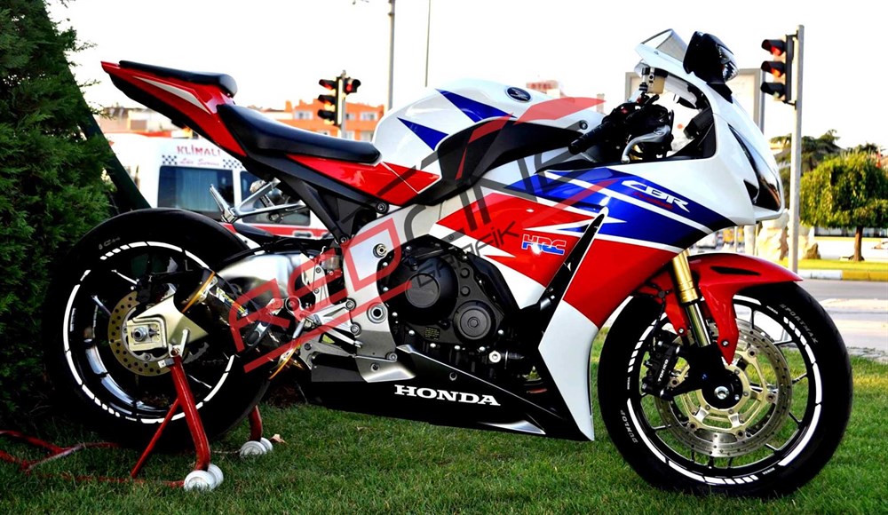 REFLEKTİF BEYAZ KESİKLİ JANT ŞERİDİ