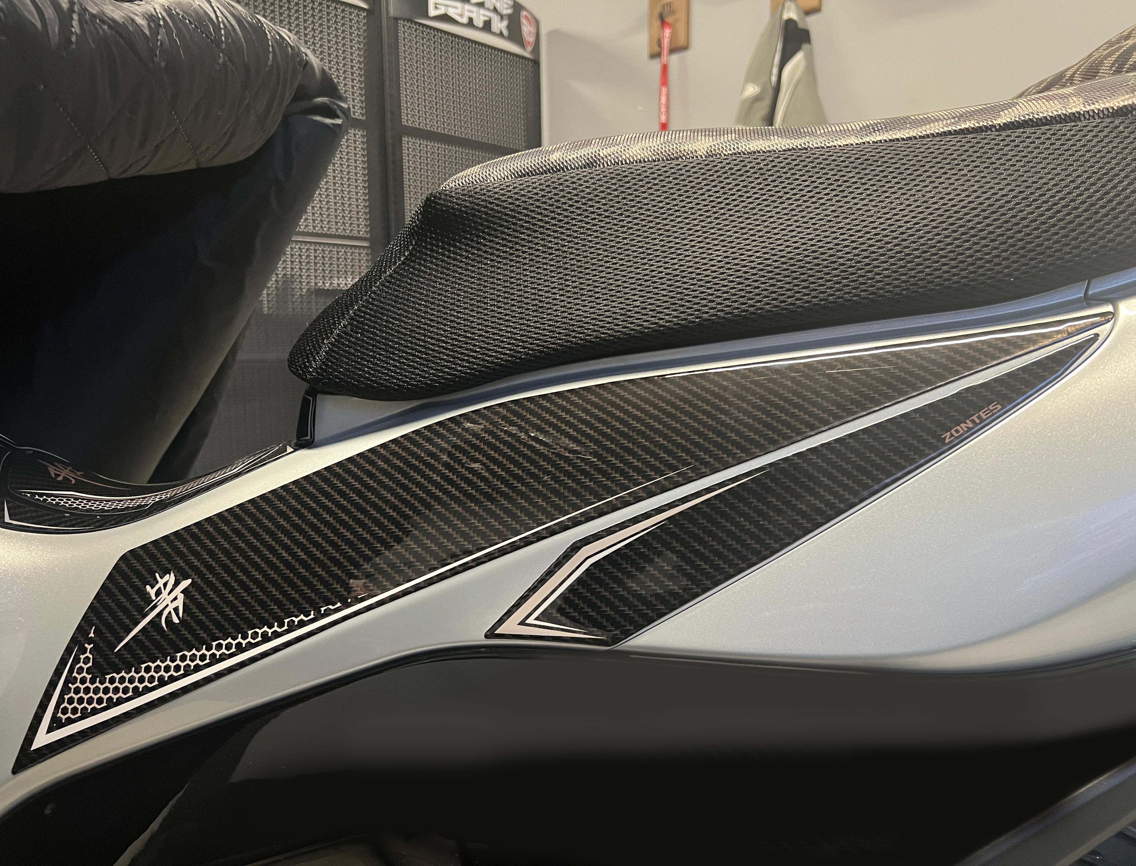 Rks RZ250S Zontes 2023-2024 Uyumlu Büyük Yan Grenaj Pad  Set Karbon Beyaz Redline Grafik