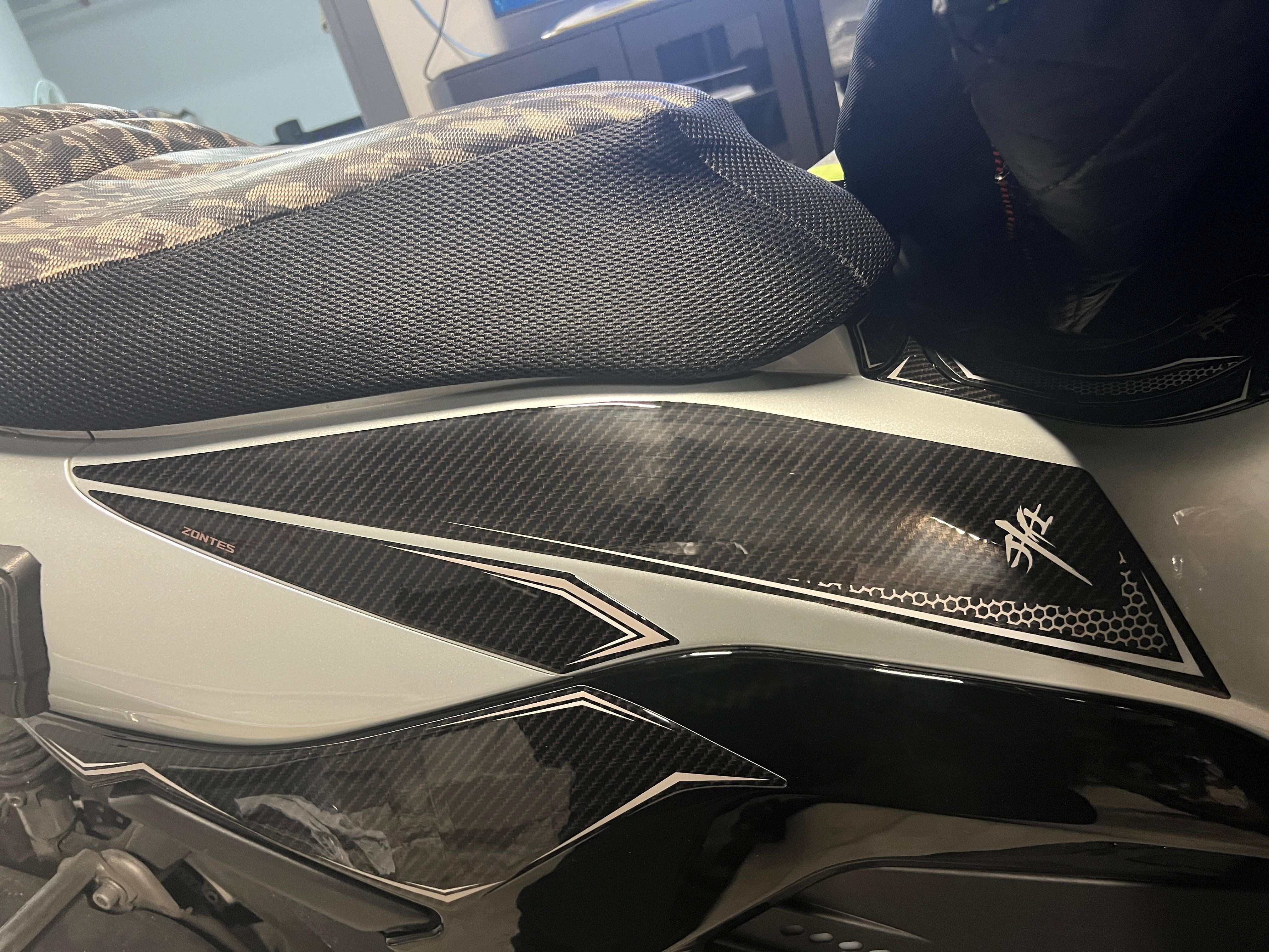 Rks RZ250S Zontes 2023-2024 Uyumlu Full Tank Pad  Set Karbon Beyaz Redline Grafik