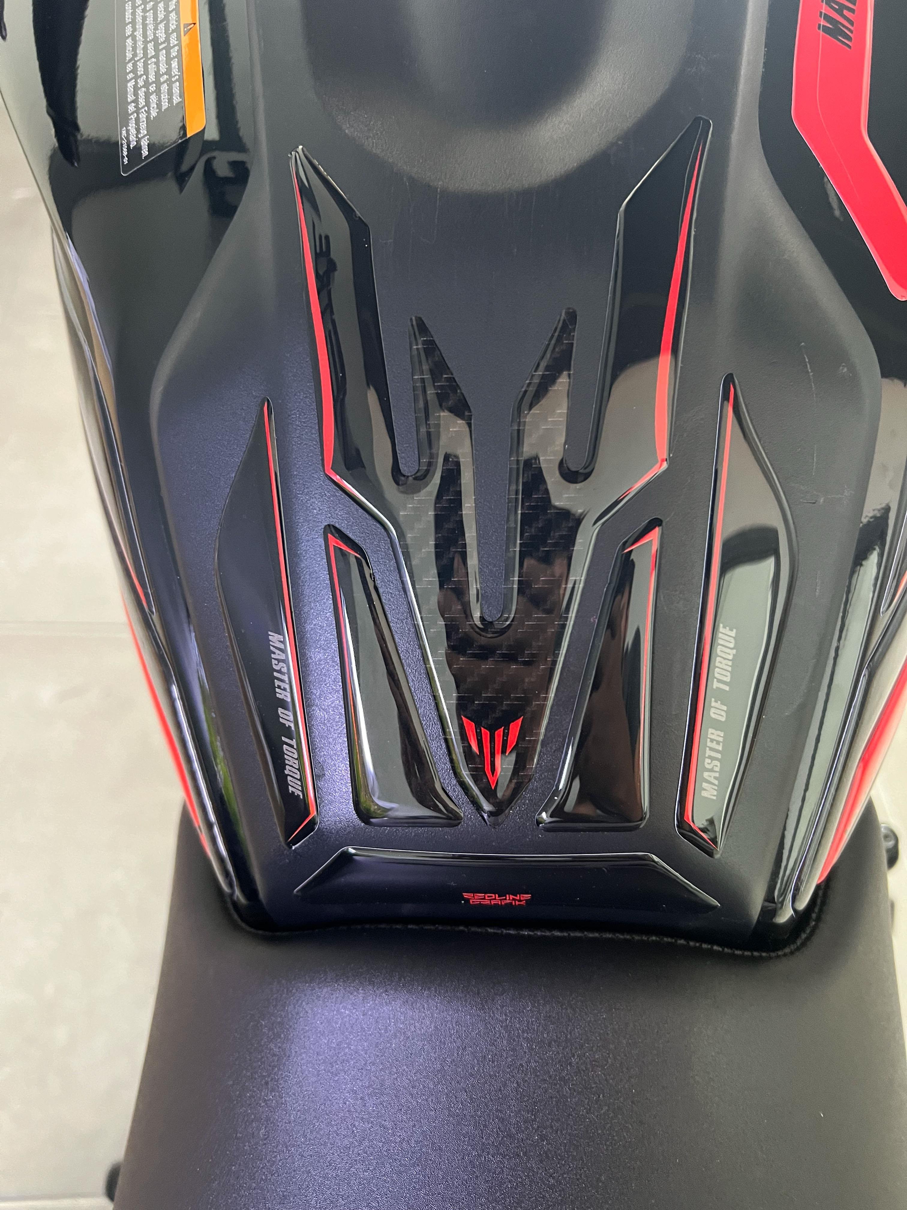 Yamaha MT-07 2021-2023 Uyumlu Tank Pad Seti Kırmızı